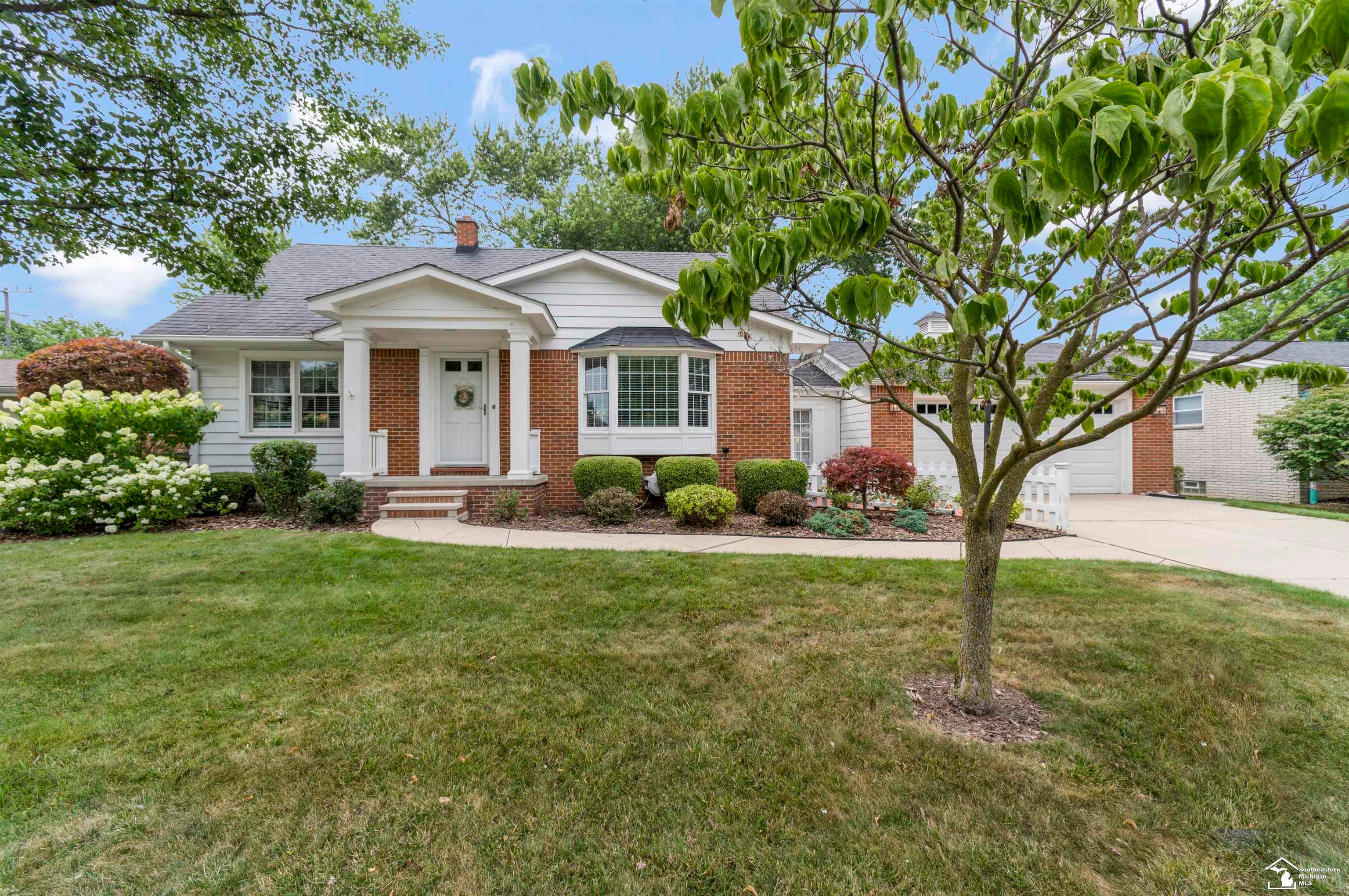 542 Fox Drive
