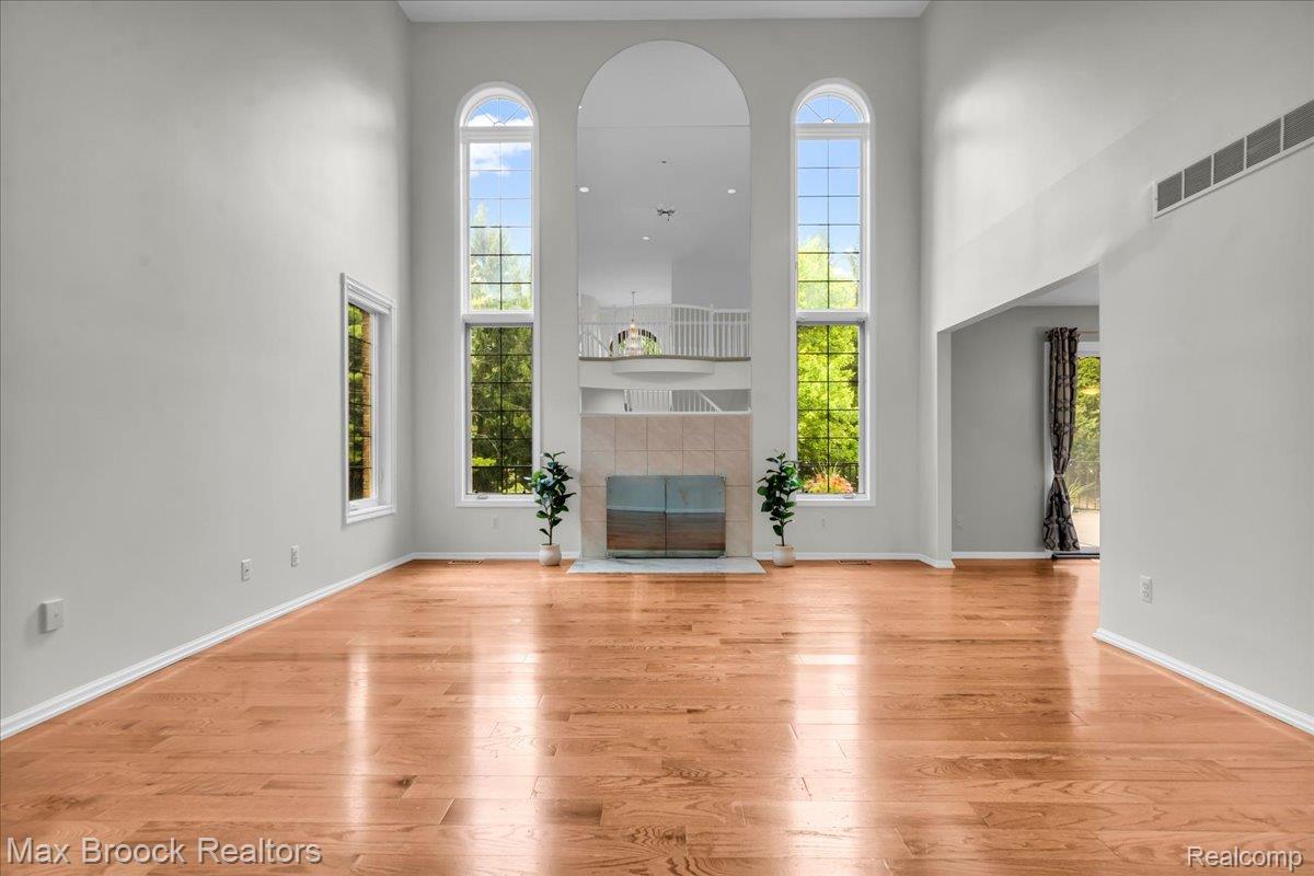 40800 N Northville Trail