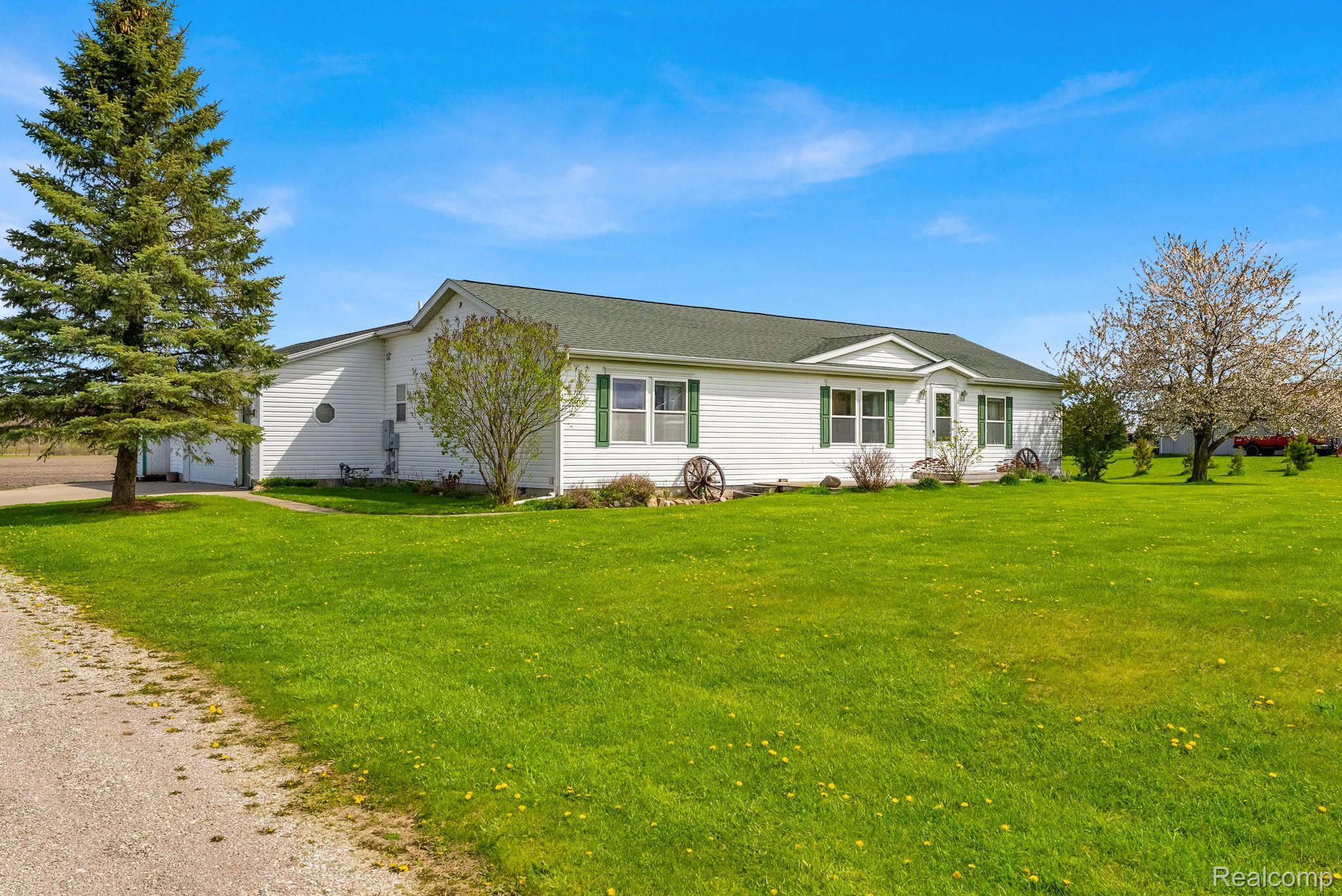 Maple Valley Township Sanilac, Michigan 48416, United States, 3 Bedrooms Bedrooms, ,2 BathroomsBathrooms,Residential,Active,125016