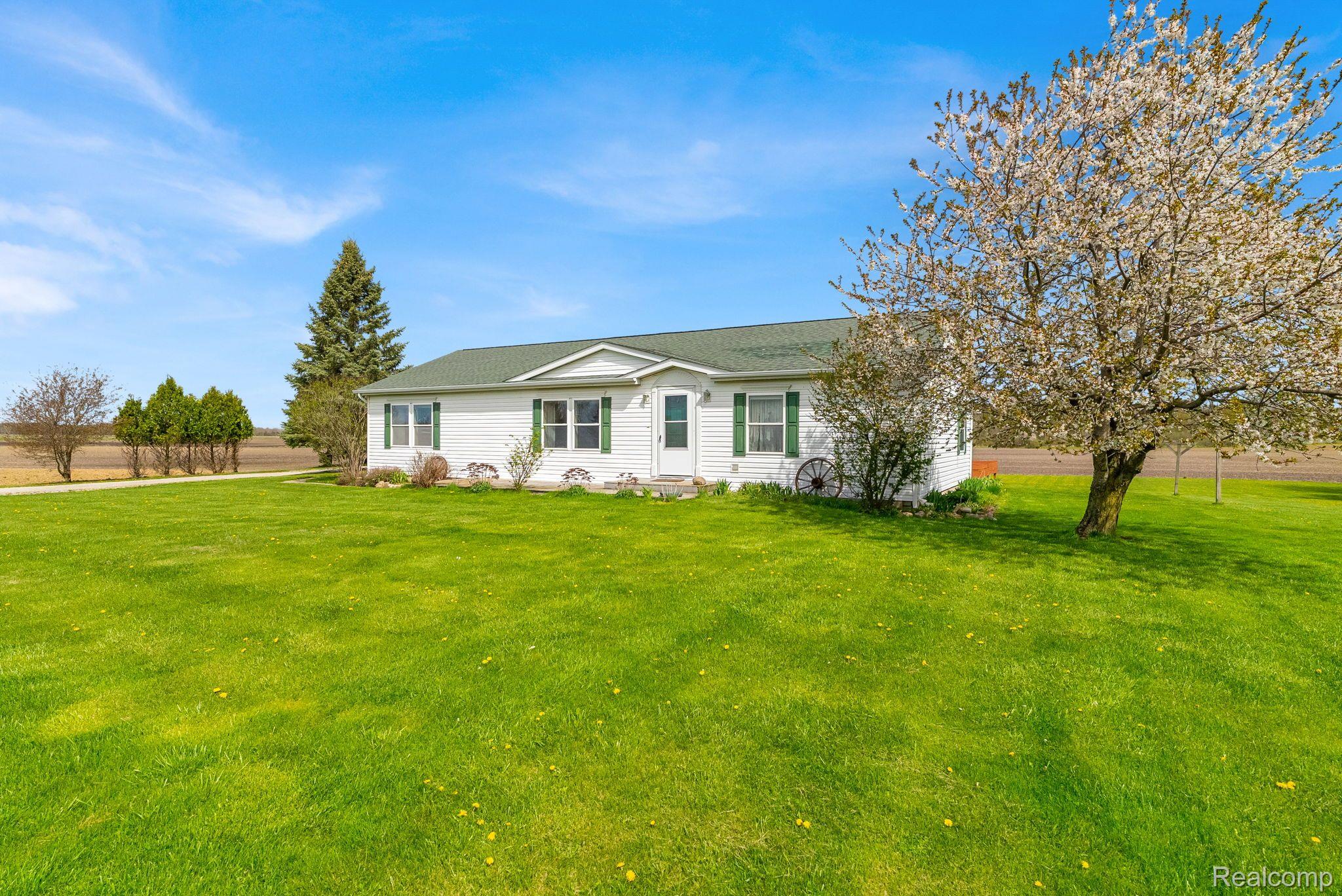 Maple Valley Township Sanilac, Michigan 48416, United States, 3 Bedrooms Bedrooms, ,2 BathroomsBathrooms,Residential,Active,125016