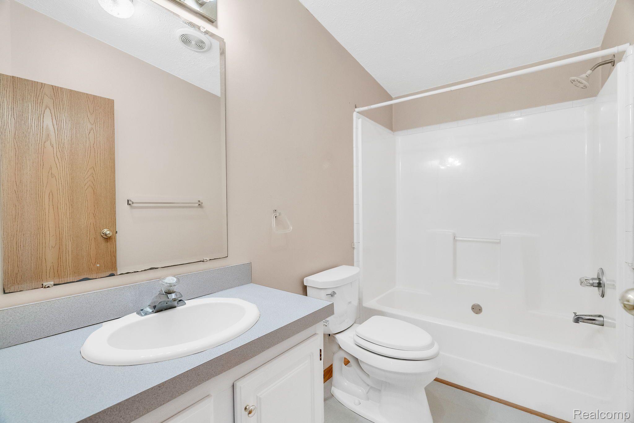 Maple Valley Township Sanilac, Michigan 48416, United States, 3 Bedrooms Bedrooms, ,2 BathroomsBathrooms,Residential,Active,125016