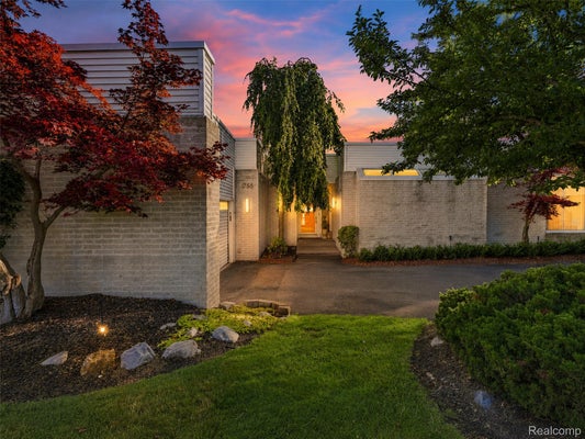 1756 ALEXANDER DR, BLOOMFIELD TOWNSHIP, MI 48302 - Image d4e8cce1e9bfa5690ca25c4bf3977855/913124618