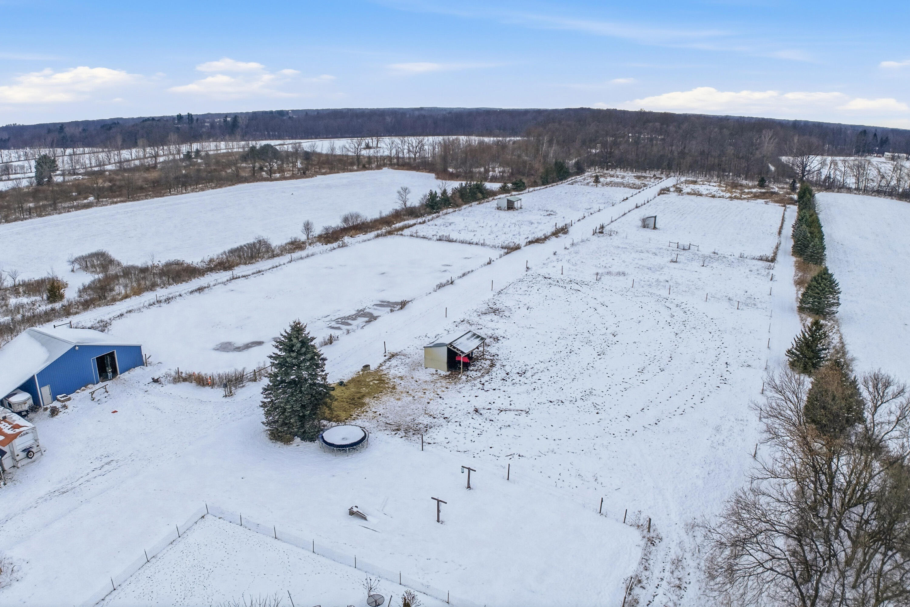 8595 Columbia Highway