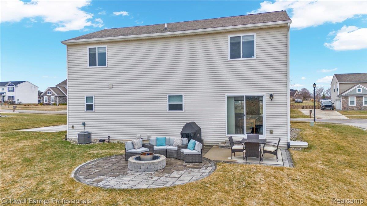 7047 Wildflower Court