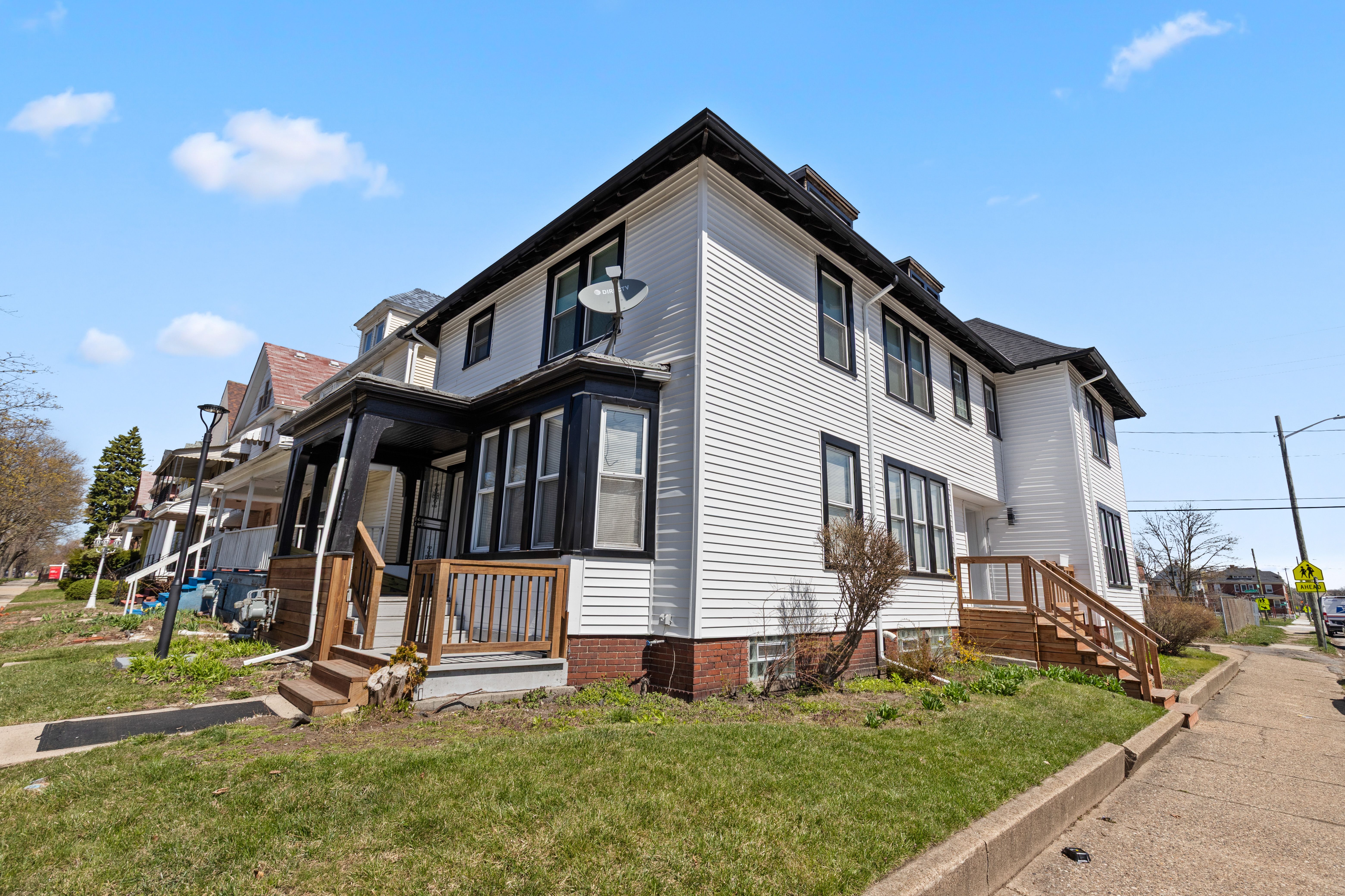 Detroit City Wayne, Michigan 48214, United States, 3 Bedrooms Bedrooms, ,1 BathroomBathrooms,Residential,Active,109473