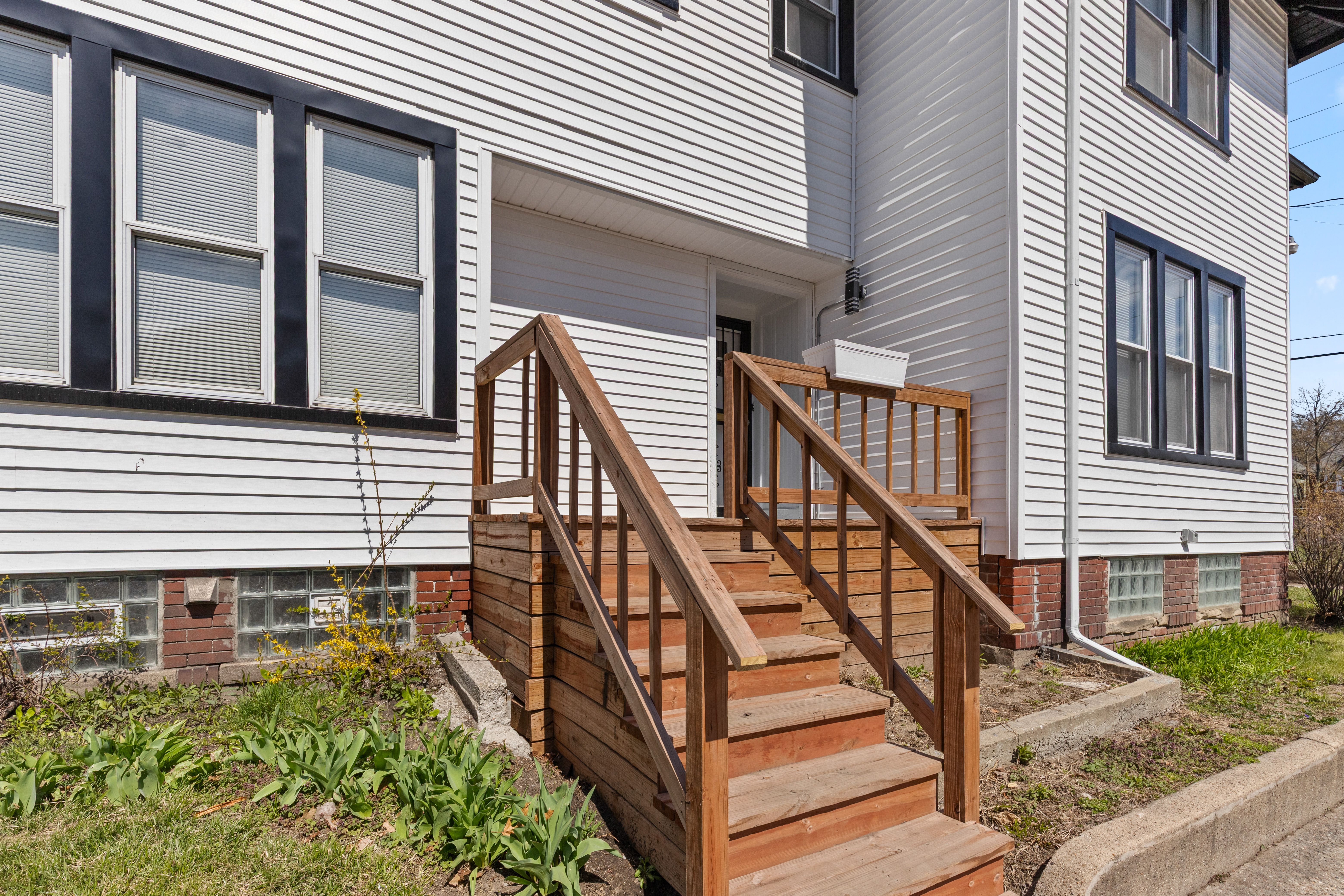 Detroit City Wayne, Michigan 48214, United States, 3 Bedrooms Bedrooms, ,1 BathroomBathrooms,Residential,Active,109473