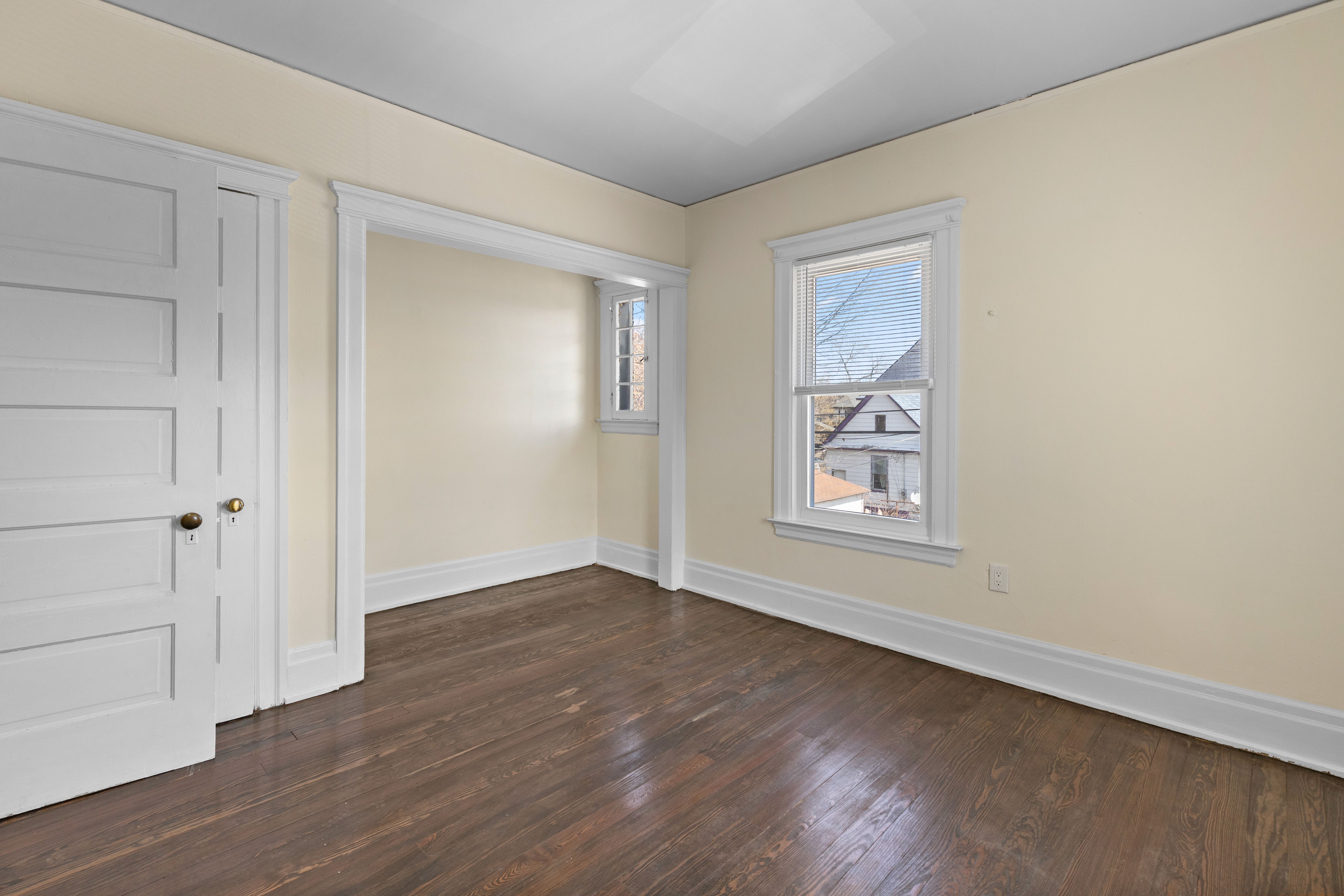 Detroit City Wayne, Michigan 48214, United States, 3 Bedrooms Bedrooms, ,1 BathroomBathrooms,Residential,Active,109473