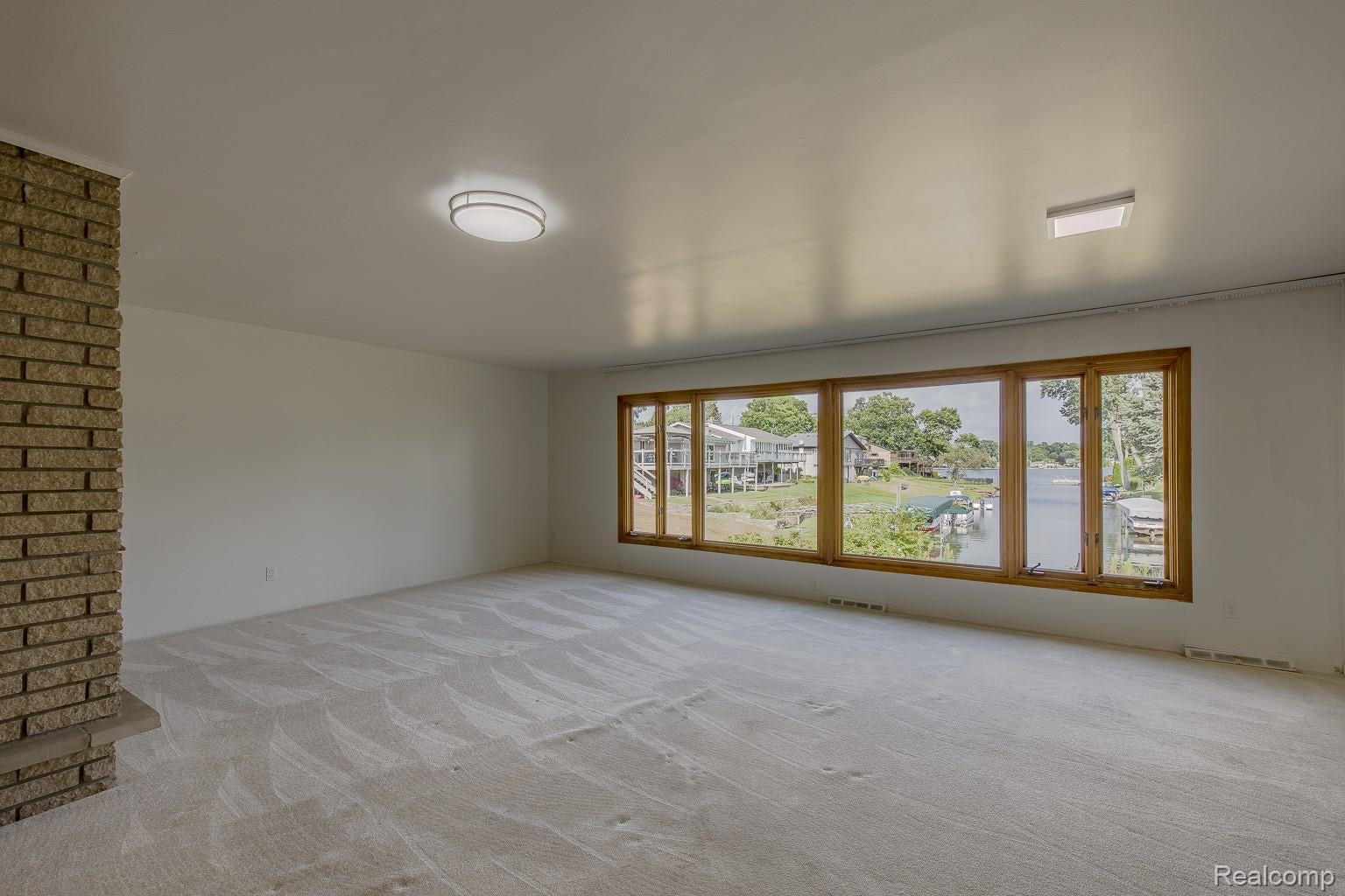 3108 Schoolhouse Drive