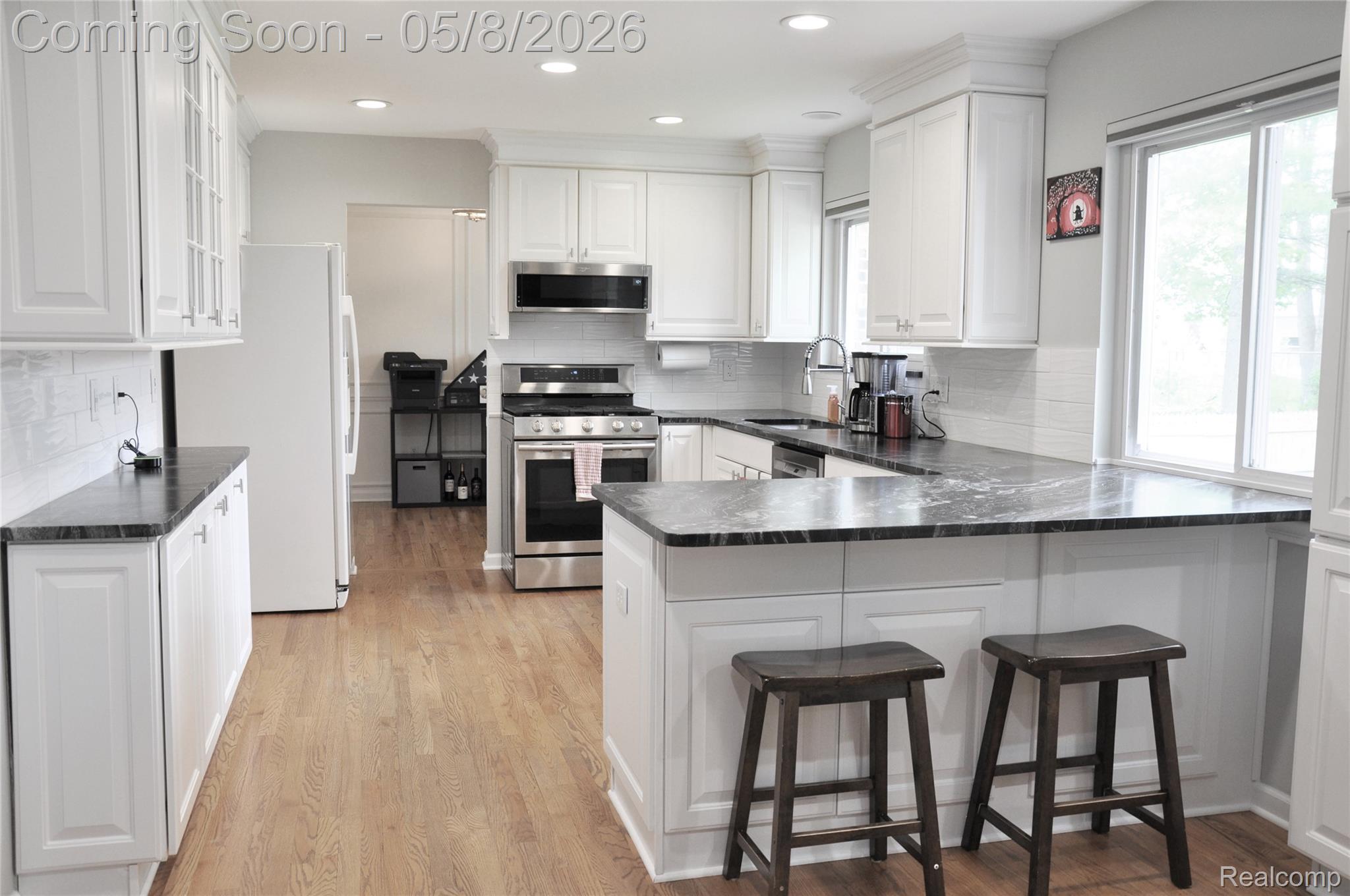 5443 English Drive