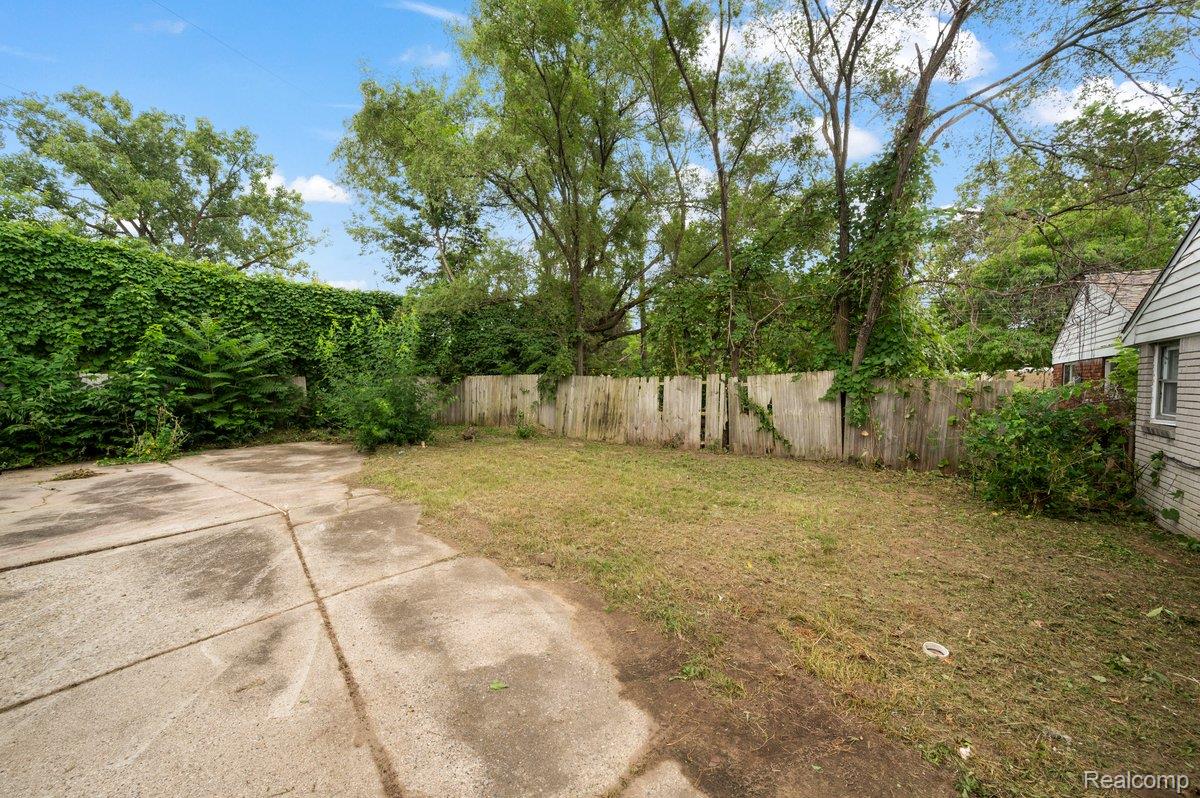 19936 WASHBURN Street