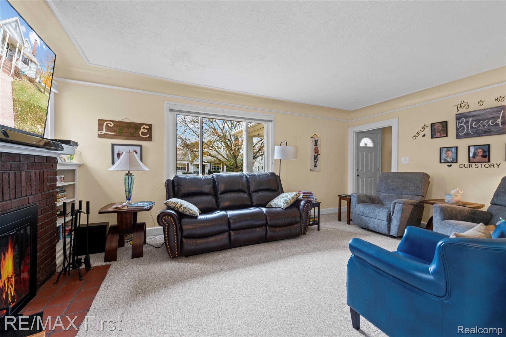 21504 Caledonia Avenue