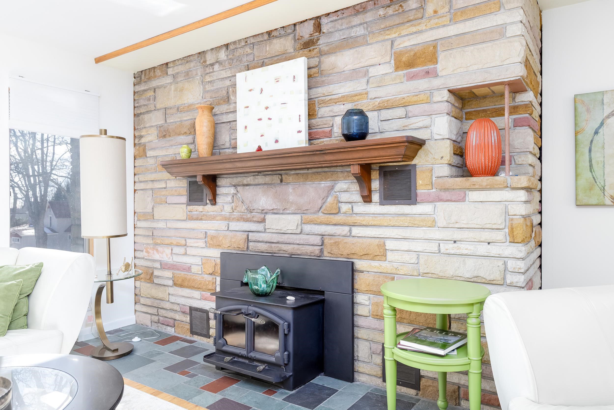 413-415 Leelanau Avenue