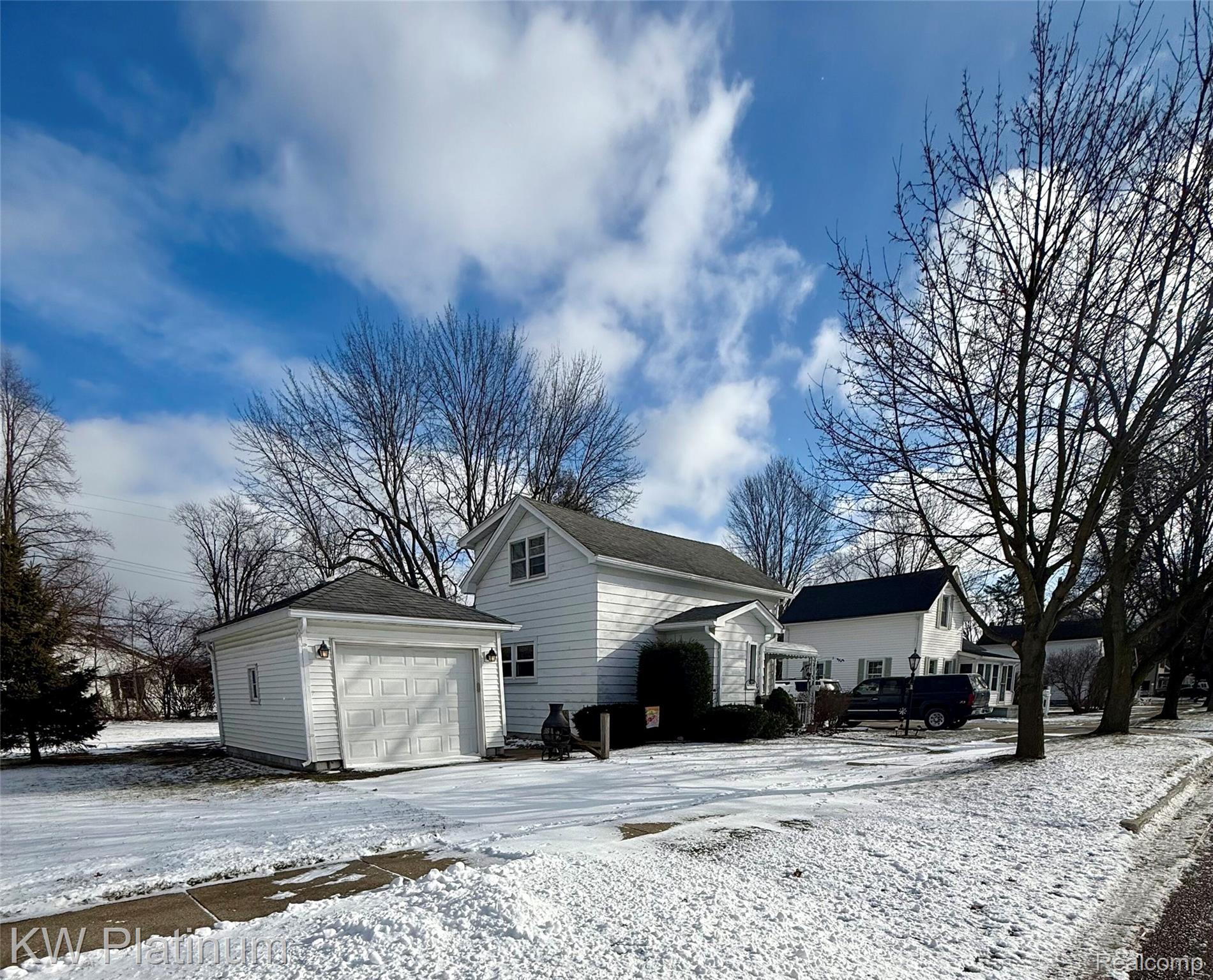 69258 N Forest Avenue