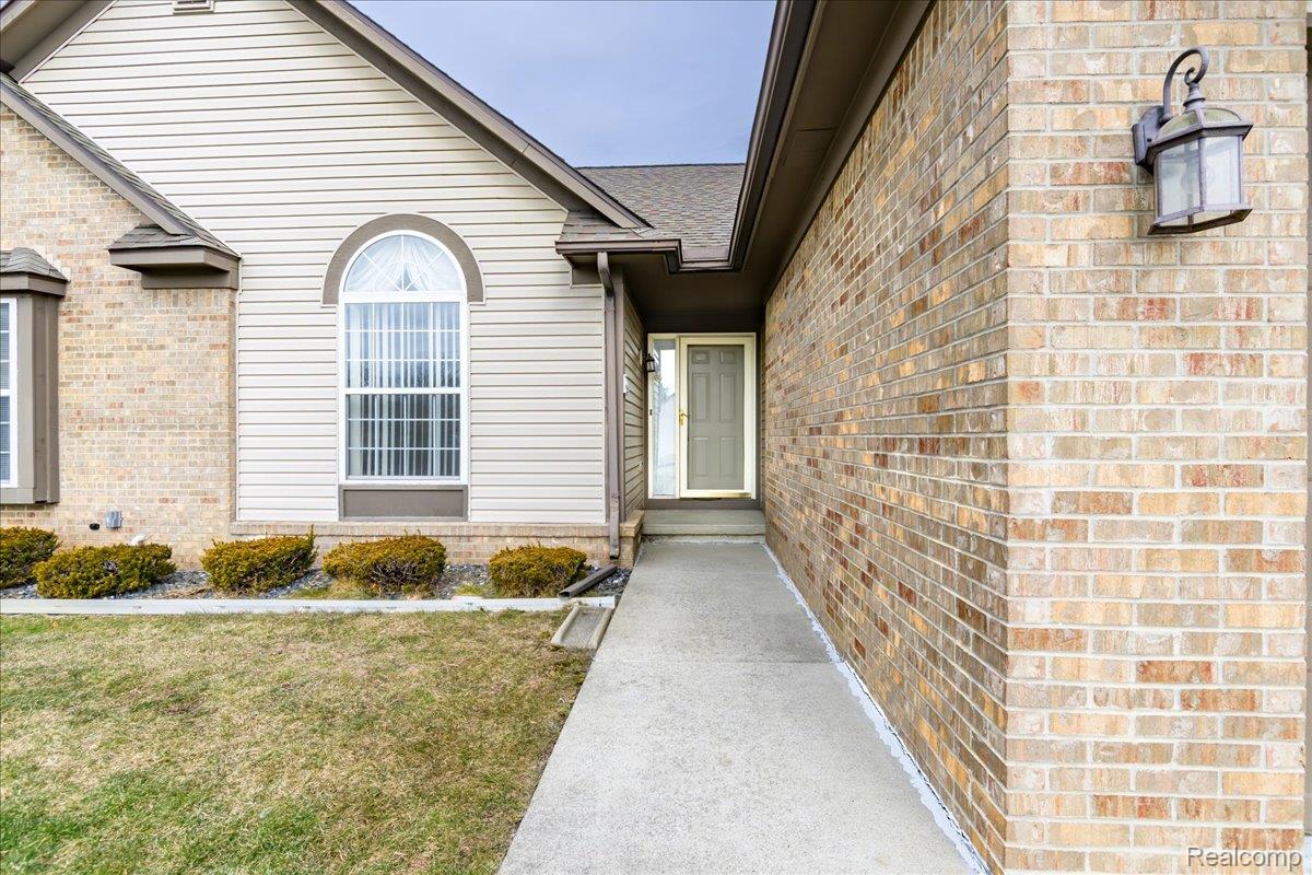 5010 Sandalwood Drive