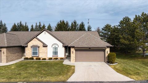 5010 Sandalwood Drive Grand Blanc Charter Township MI 48439