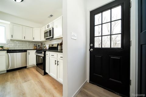 Tiny photo for 19327 Hardy Street, Livonia City, MI 48152 (MLS # 20261021844)