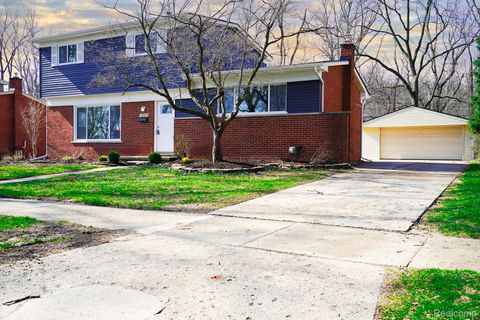 Tiny photo for 19327 Hardy Street, Livonia City, MI 48152 (MLS # 20261021844)