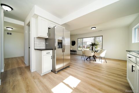 Tiny photo for 19327 Hardy Street, Livonia City, MI 48152 (MLS # 20261021844)