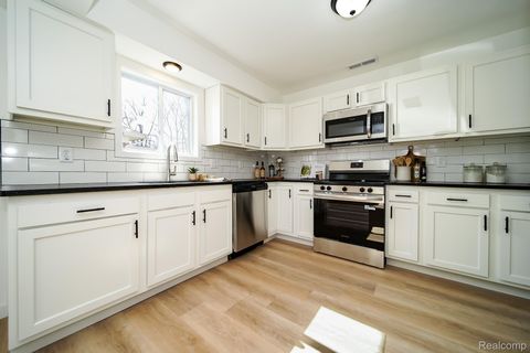 Tiny photo for 19327 Hardy Street, Livonia City, MI 48152 (MLS # 20261021844)