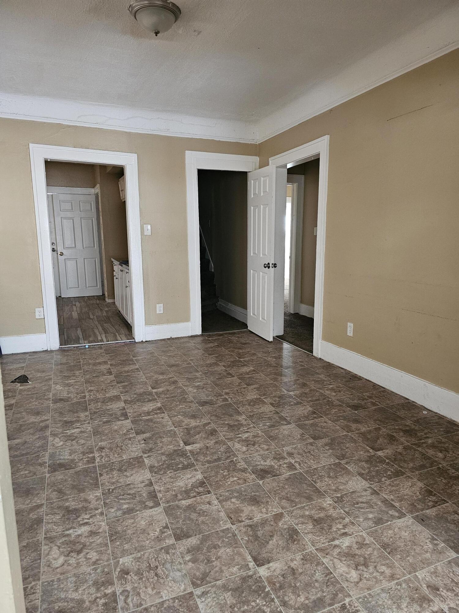 2979 Glendale Street