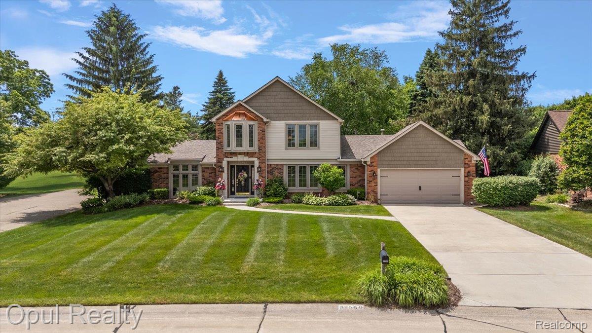 37566 E Meadowhill Drive