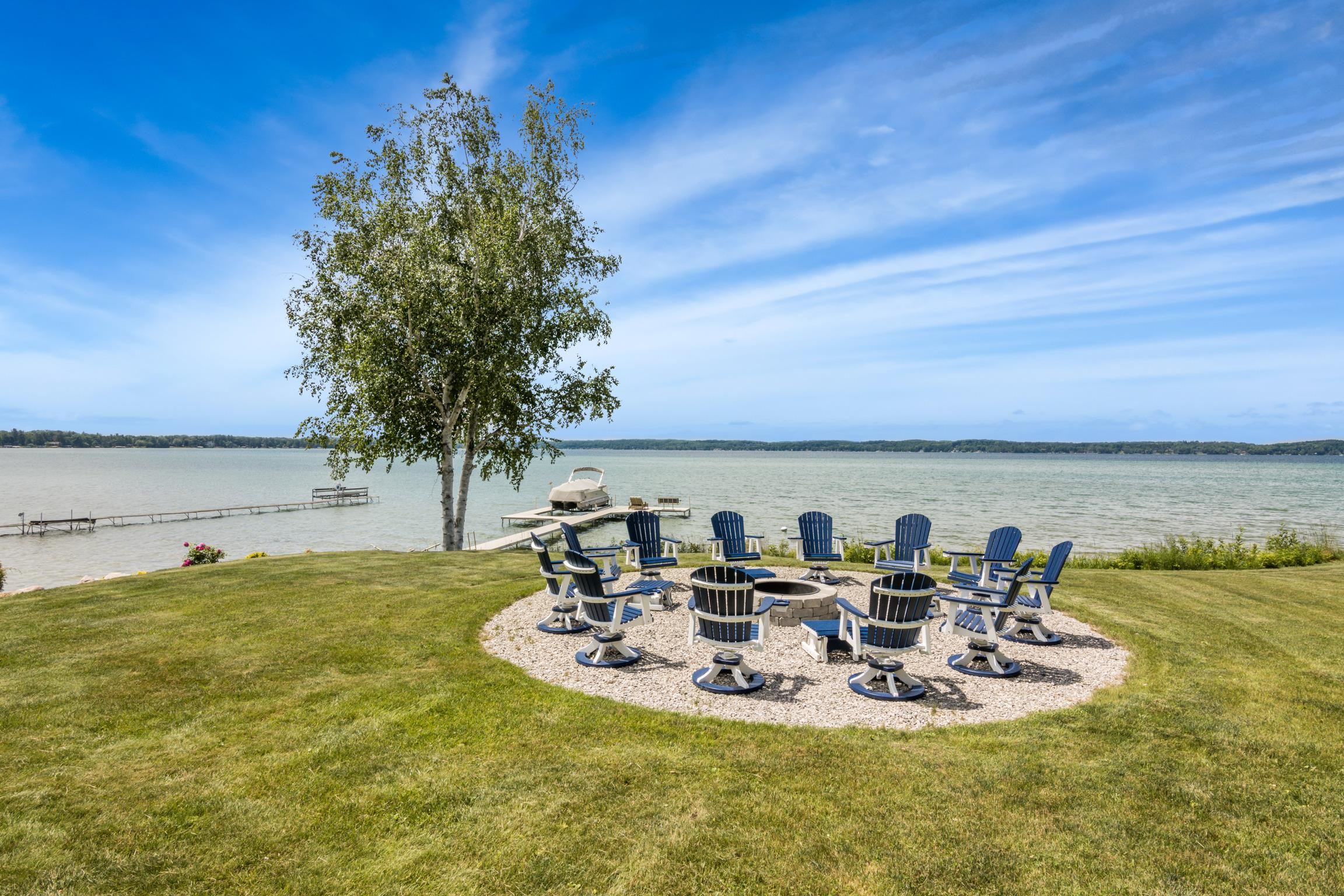 11096 S Torch Lake Drive