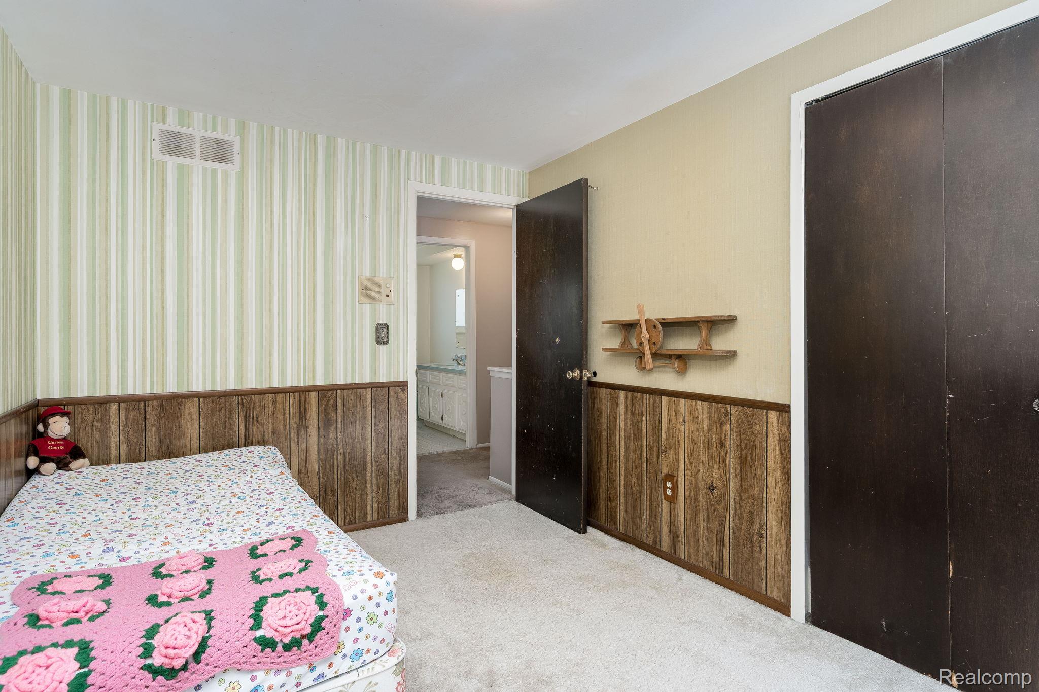 Troy City, Michigan 48083, United States, 3 Bedrooms Bedrooms, ,2 BathroomsBathrooms,Residential,Active,205605