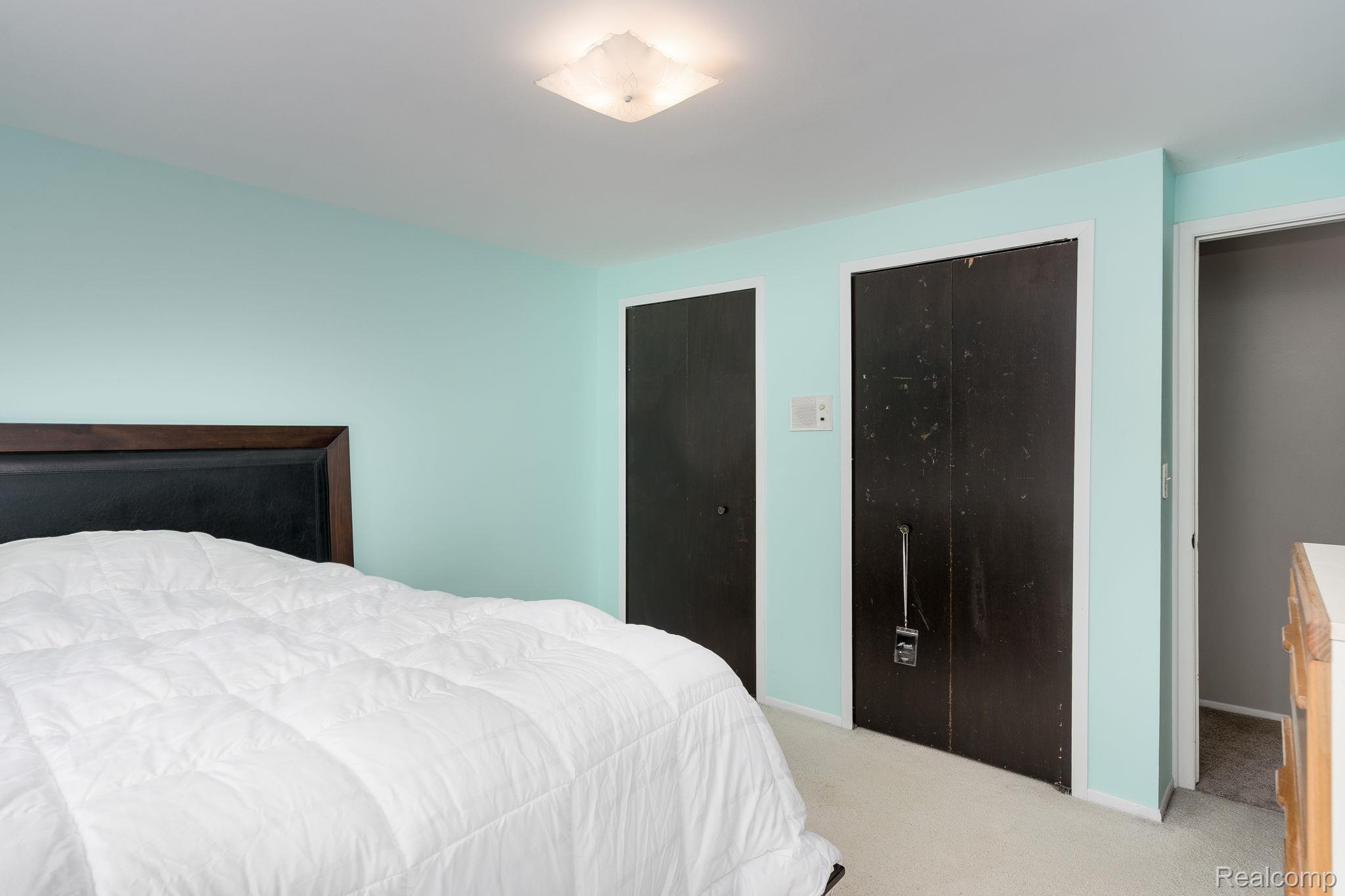 Troy City, Michigan 48083, United States, 3 Bedrooms Bedrooms, ,2 BathroomsBathrooms,Residential,Active,205605