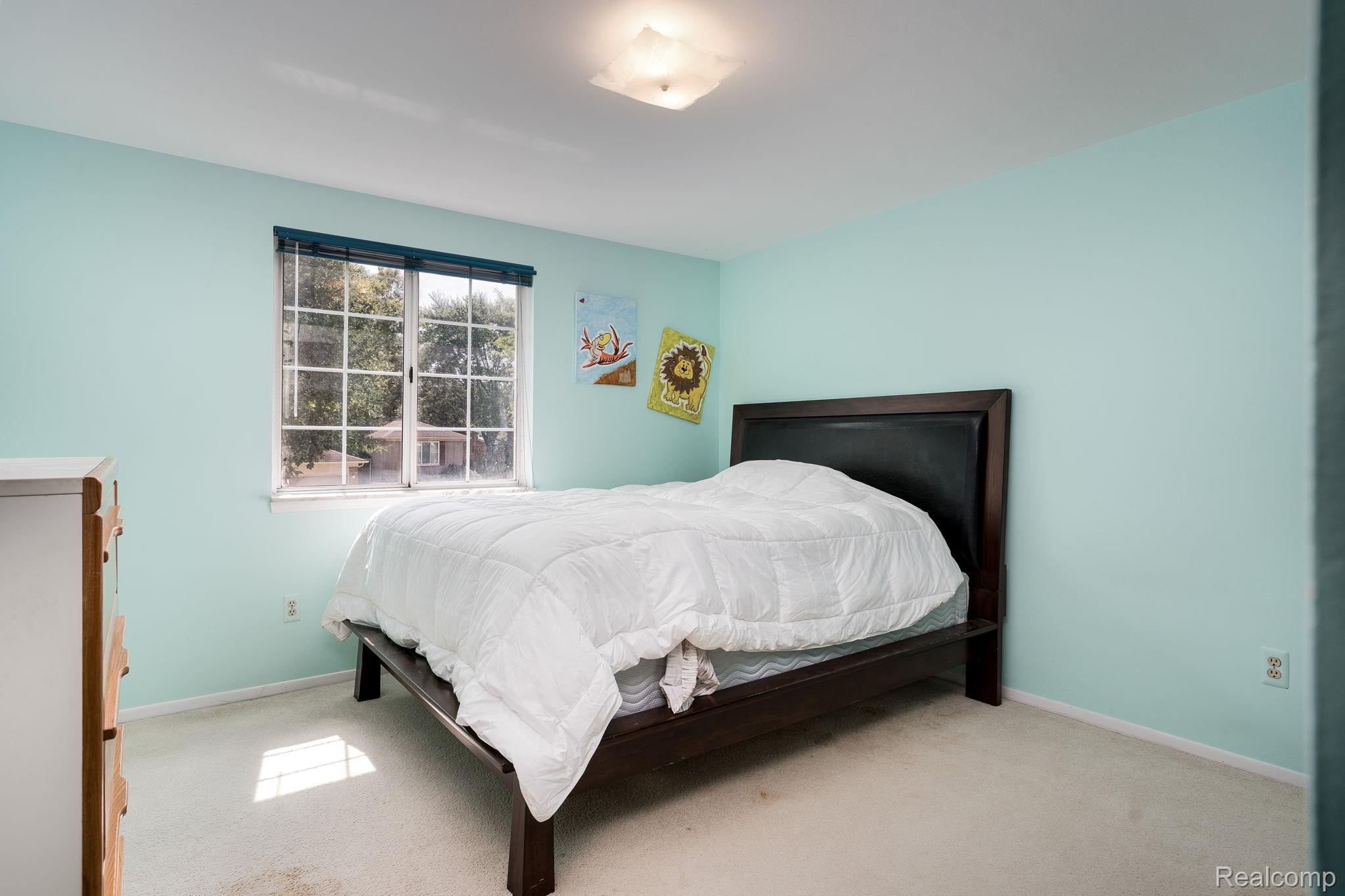 Troy City, Michigan 48083, United States, 3 Bedrooms Bedrooms, ,2 BathroomsBathrooms,Residential,Active,205605