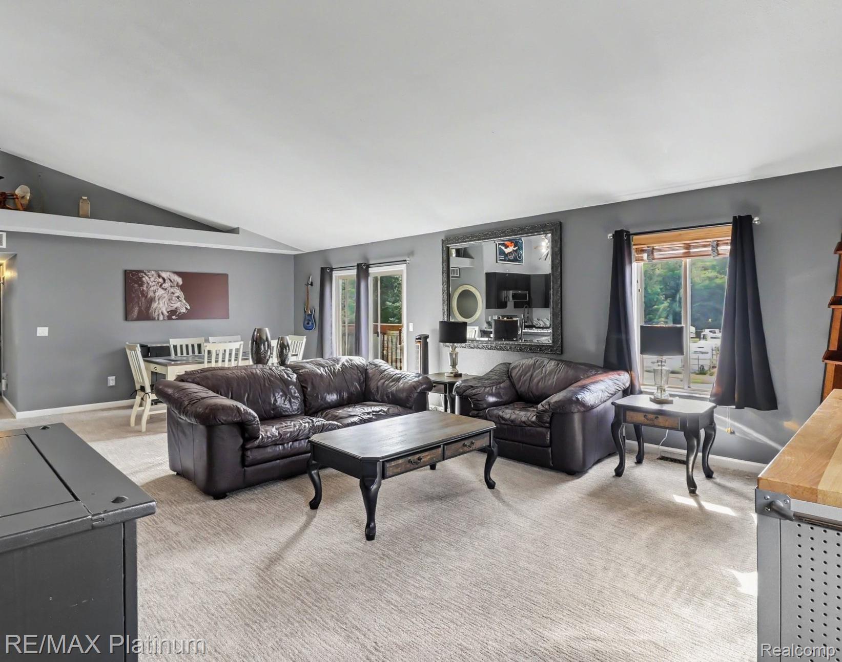 1035 Old Leake Court 17