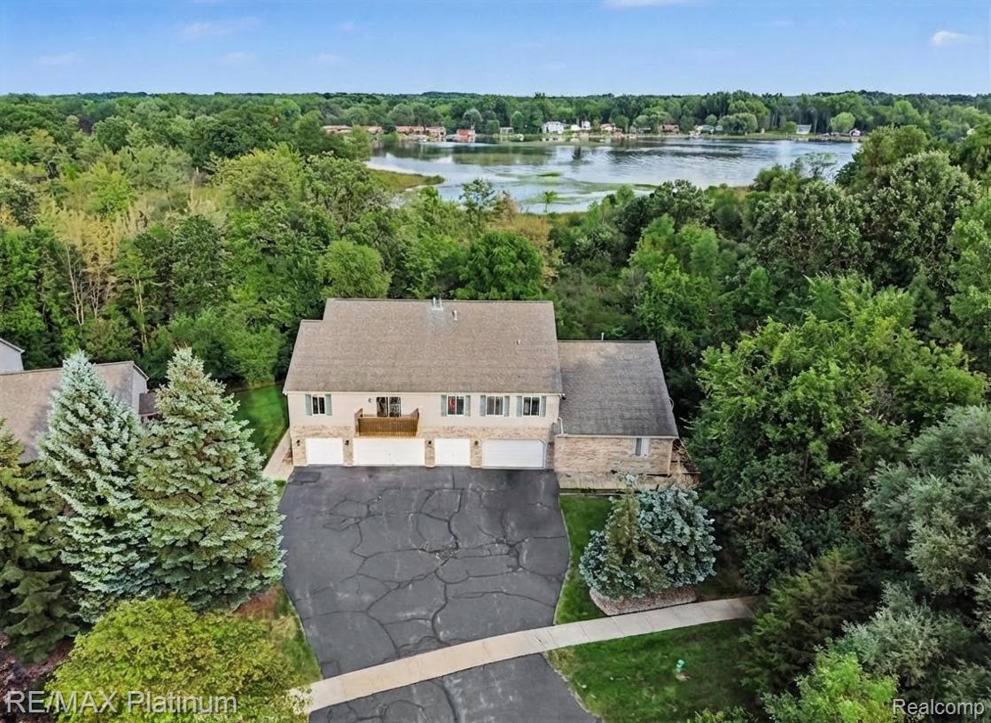 1035 Old Leake Court 17