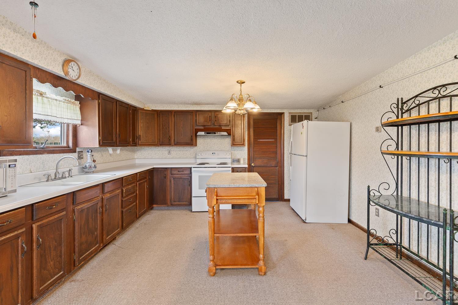 8720 Sharon Hollow Road