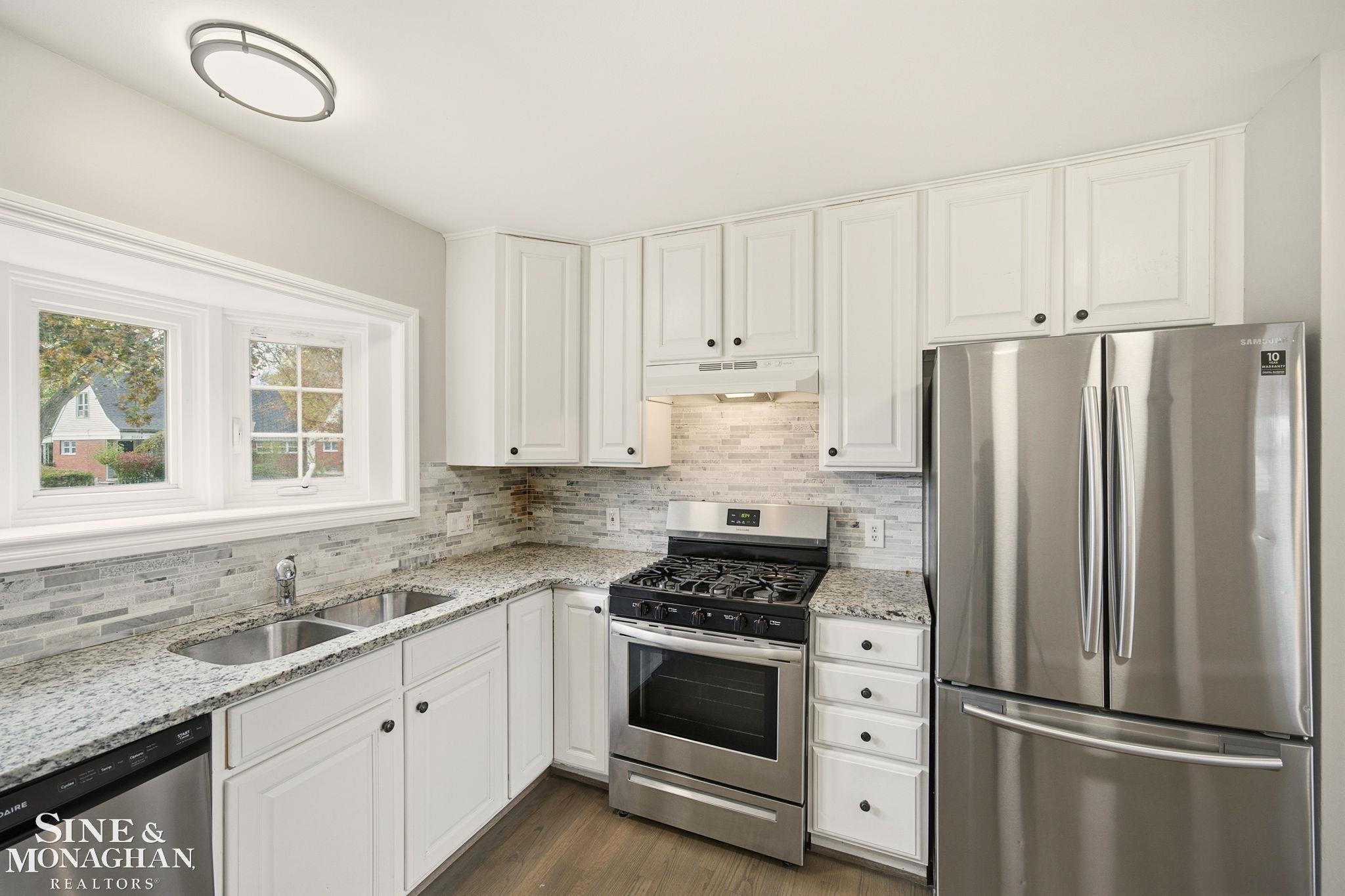 20521 Lancaster Street