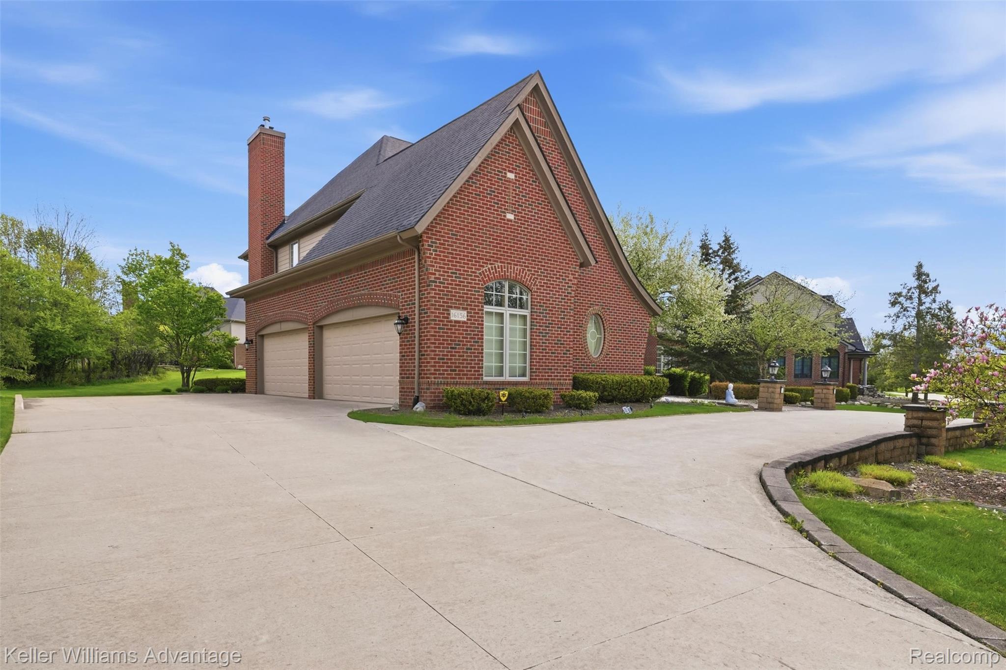 16156 Pine Valley Drive