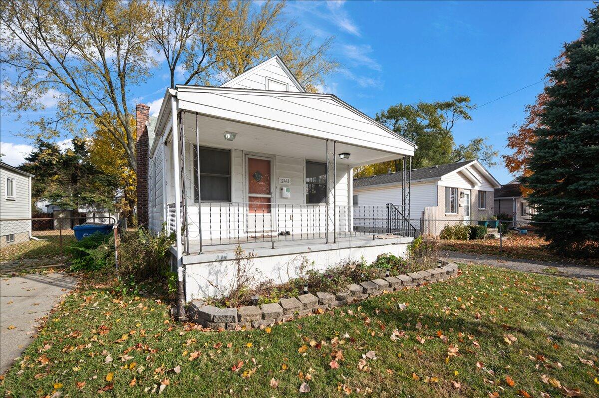 12443 Georgiana Avenue
