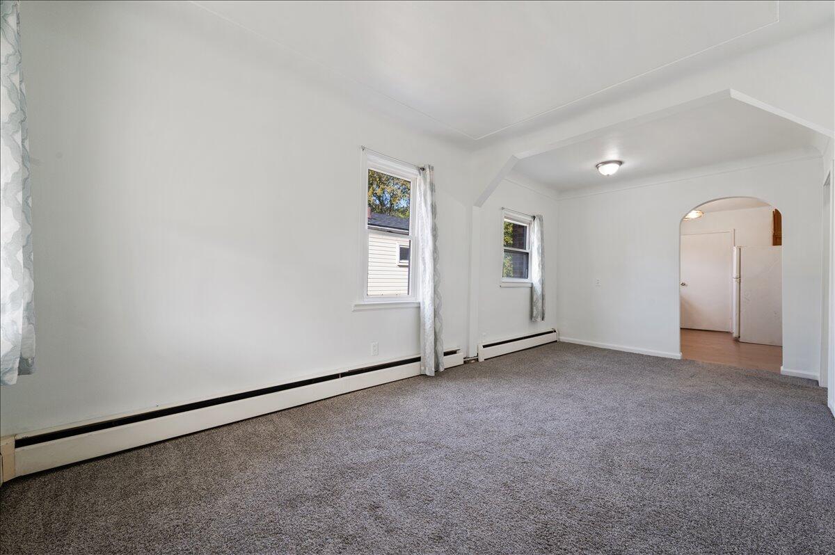 12443 Georgiana Avenue