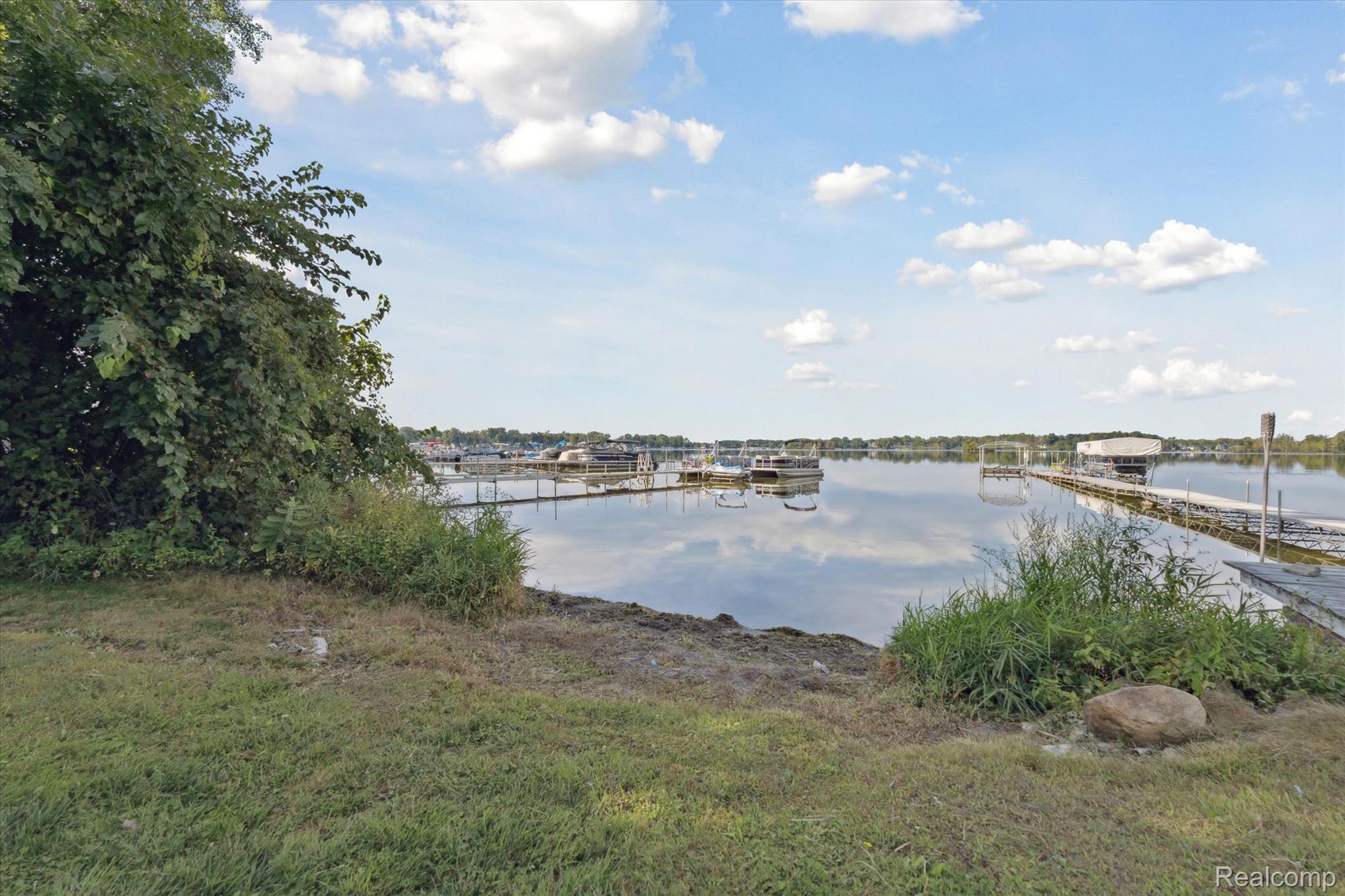 14206 Eastview Drive