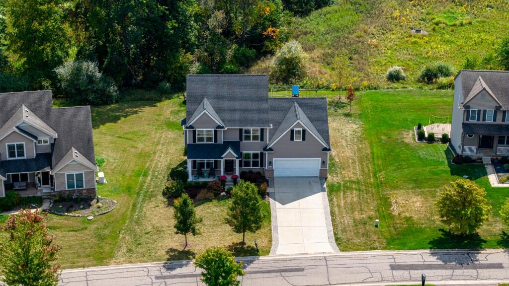 5548 Seney Circle N
