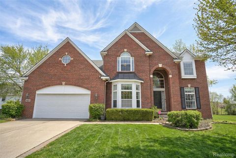 4337 Meadowbrook Court Grand Blanc Charter Township MI 48439