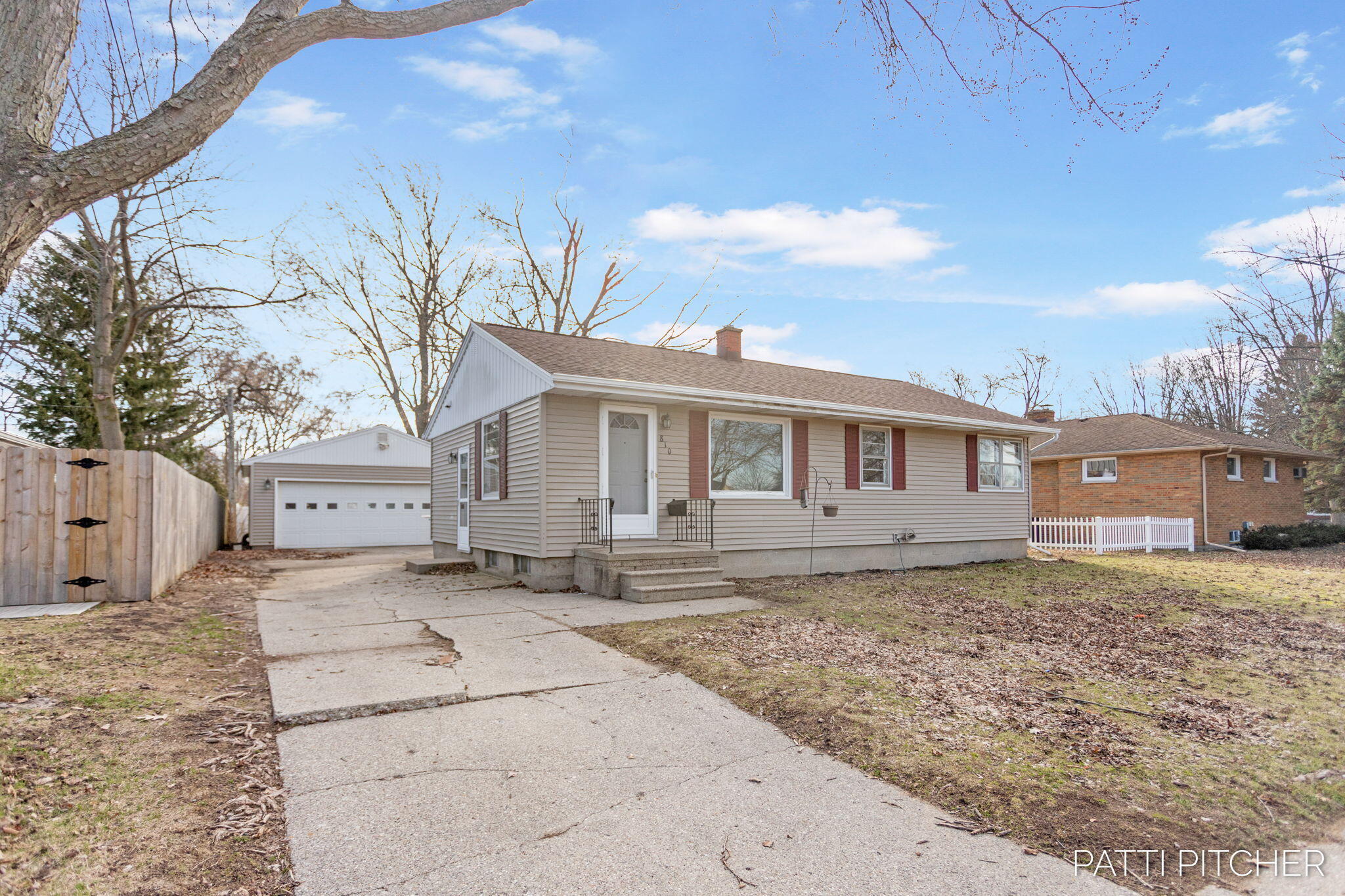 810 S Despelder Street