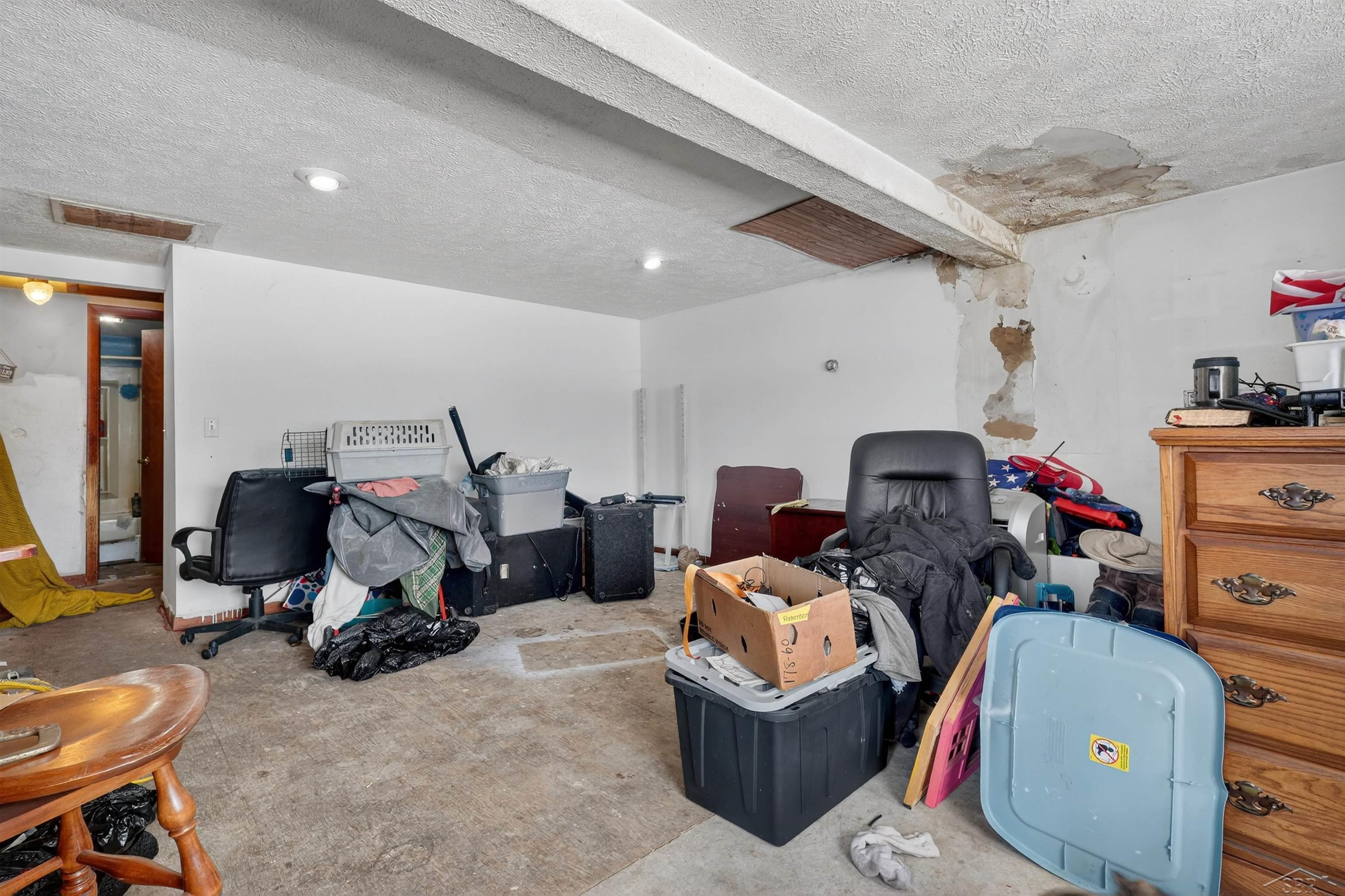 18821 Brownsville Street