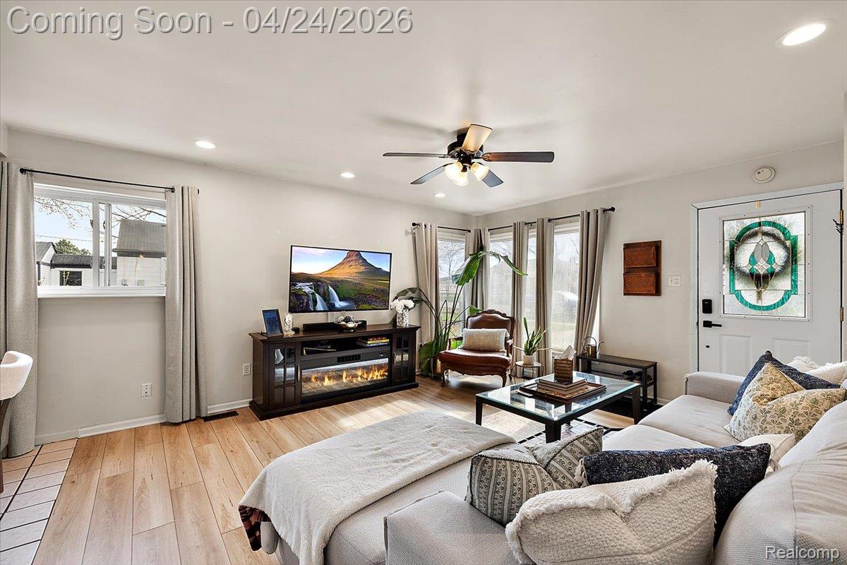 28022 Fairfax Street