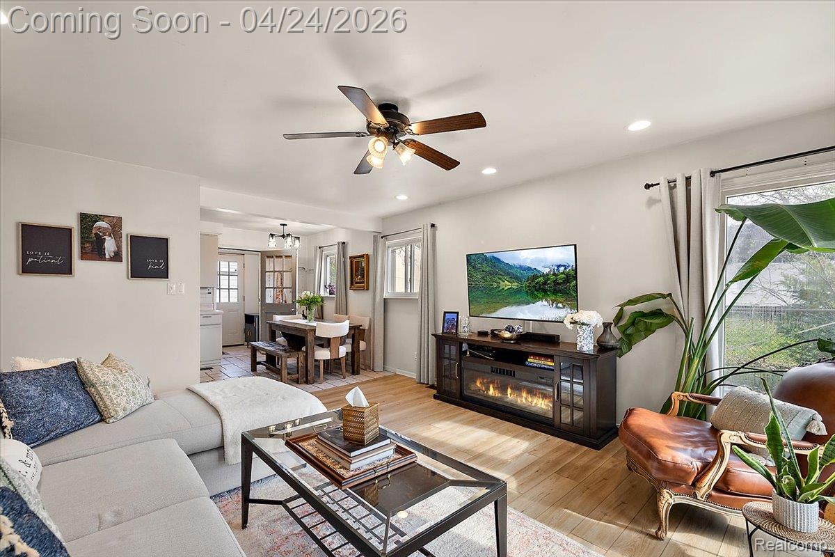 28022 Fairfax Street