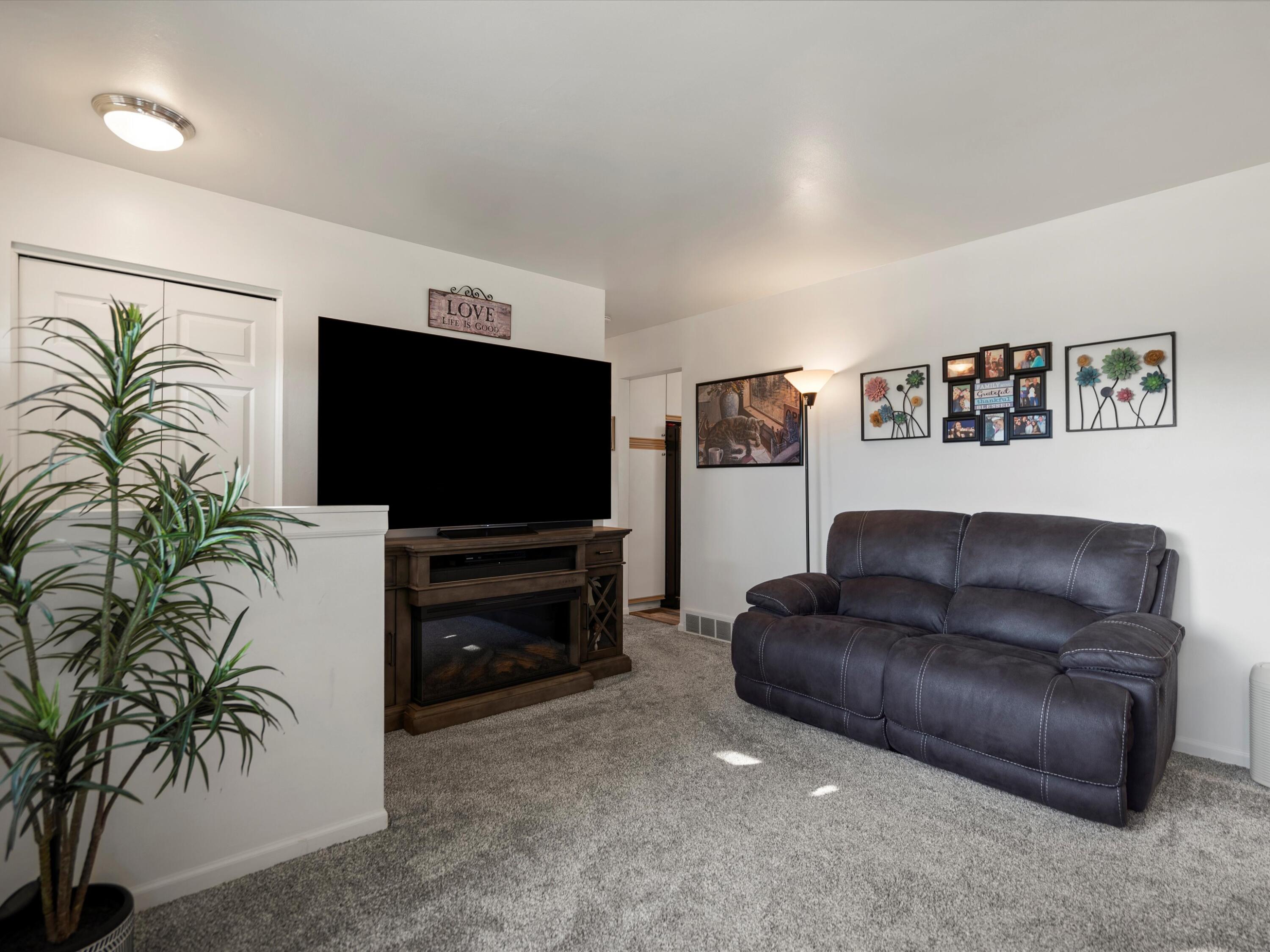 29379 Newport Drive