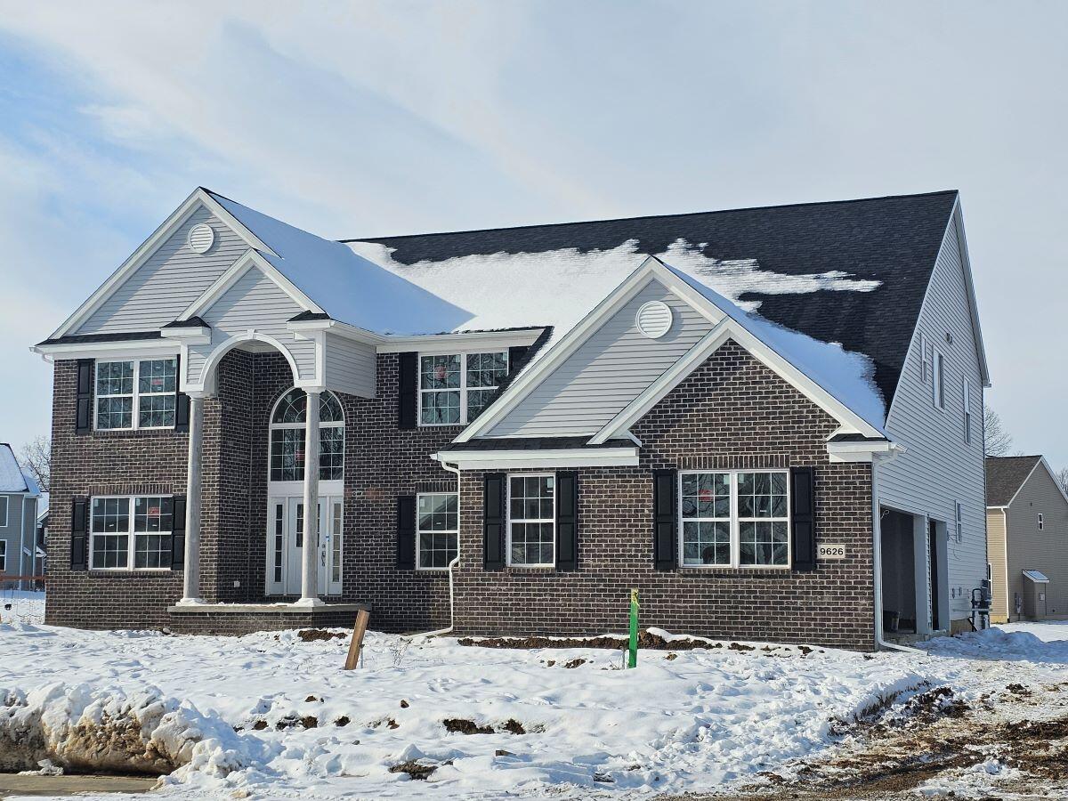 9626 Valley View Court