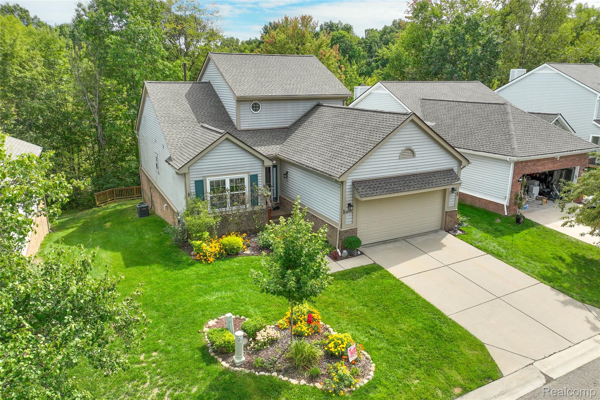 41601 Sleepy Hollow Drive