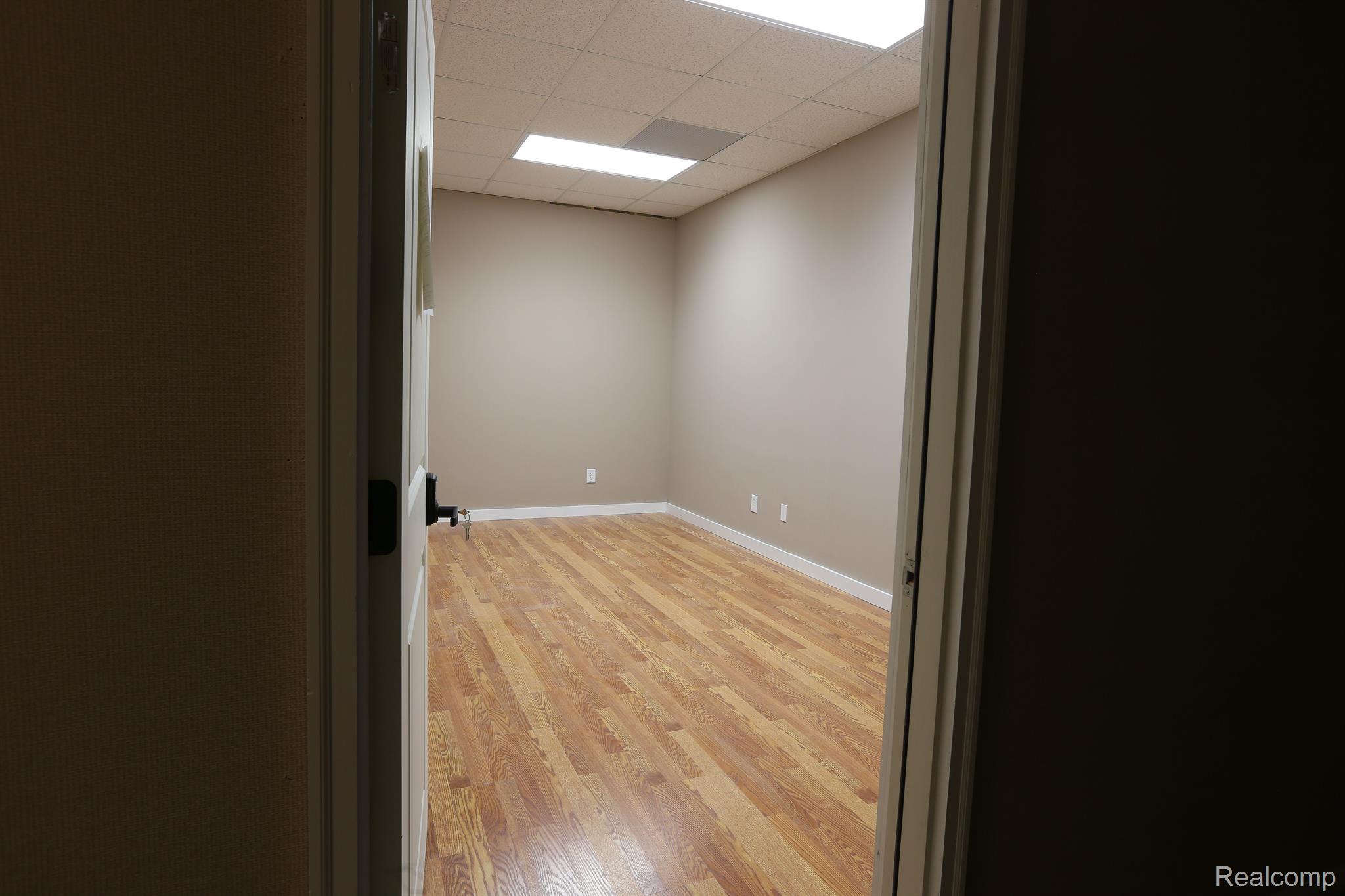 15173 North Road Road N Suite 2, 3 & 6