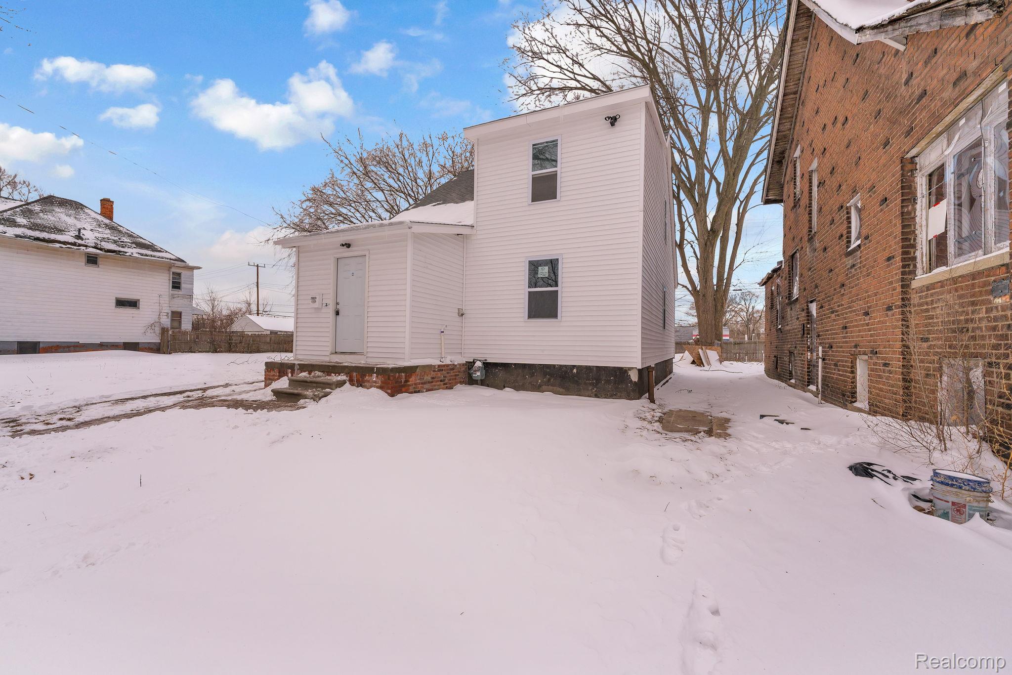 20035 Coventry Street