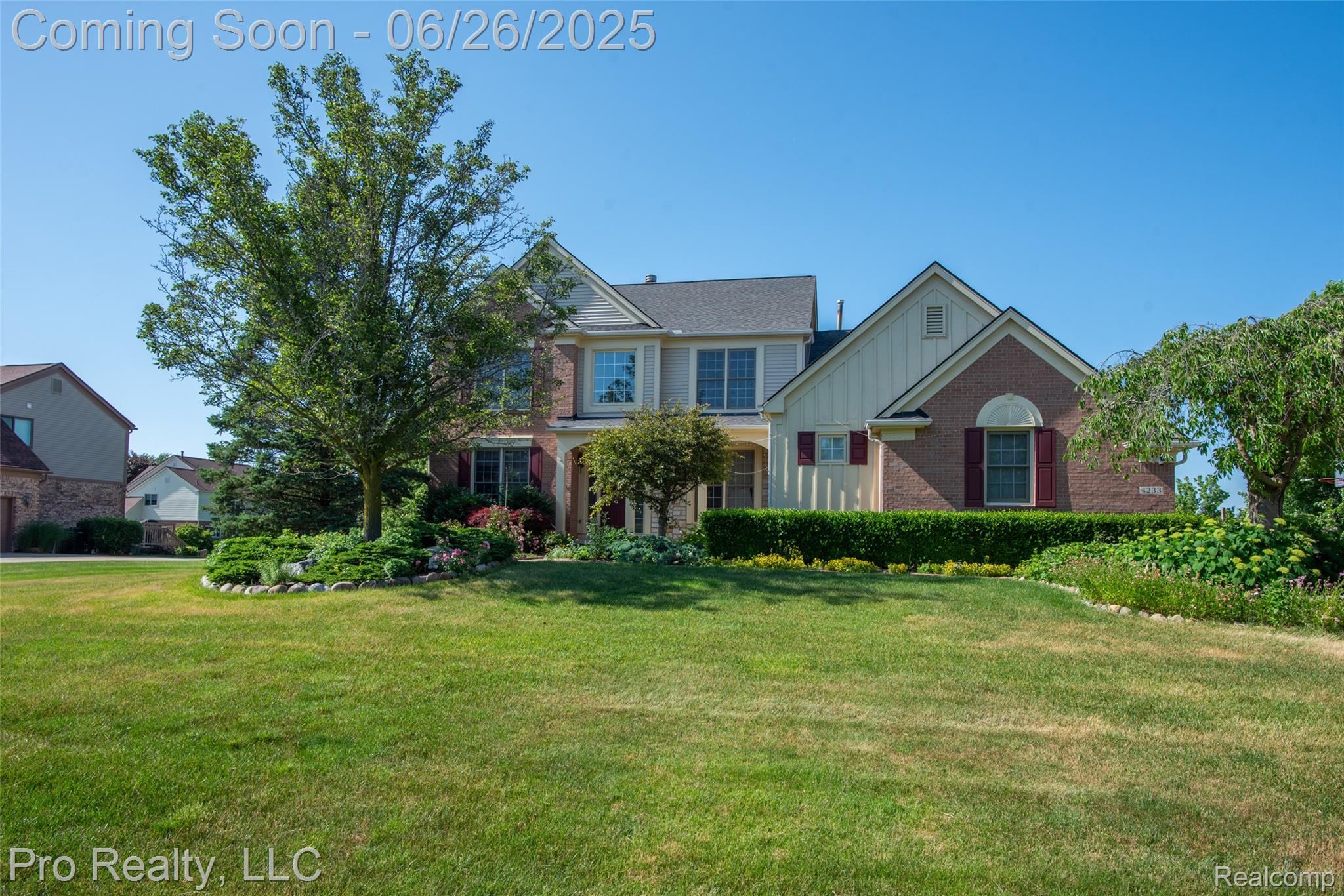 4233 Holly Lane