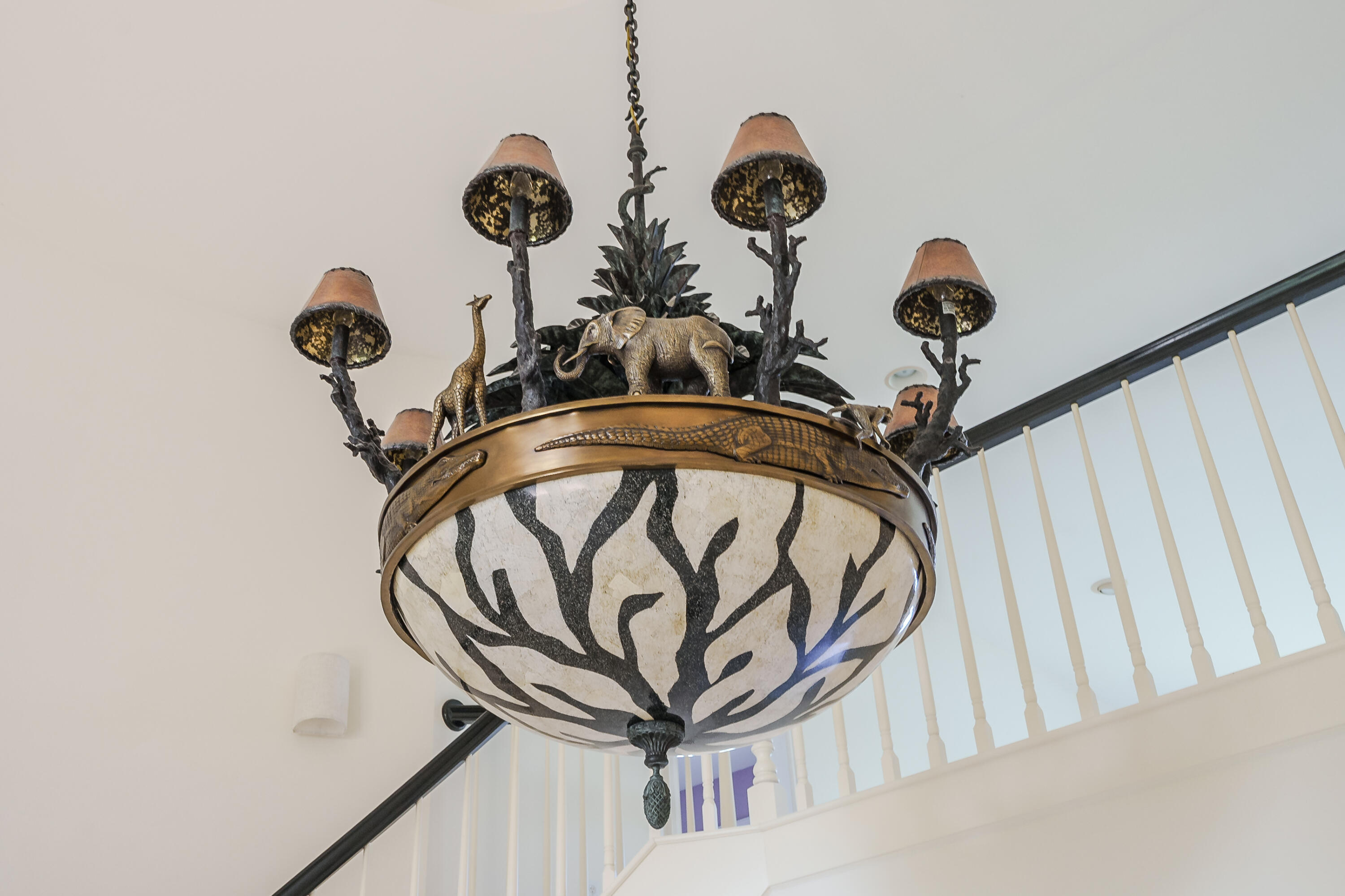 711 Windamere Boulevard